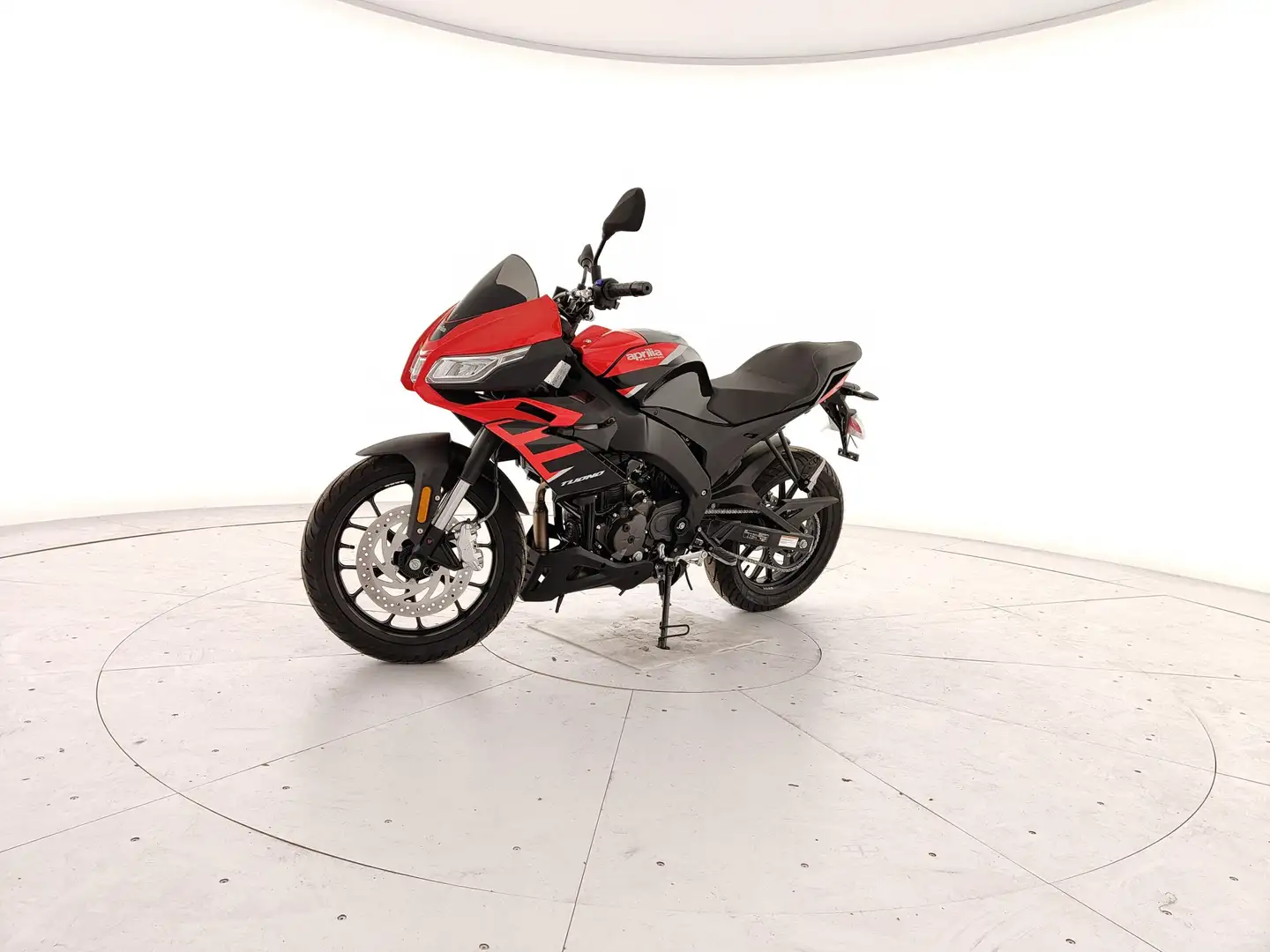 Aprilia TUONO 125 E5 APRILIA BLACK Nero - 1