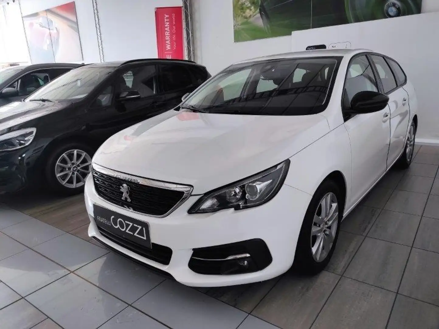 Peugeot 308 2ª serie - 308 BlueHDi 130 S&S SW Business Bianco - 2