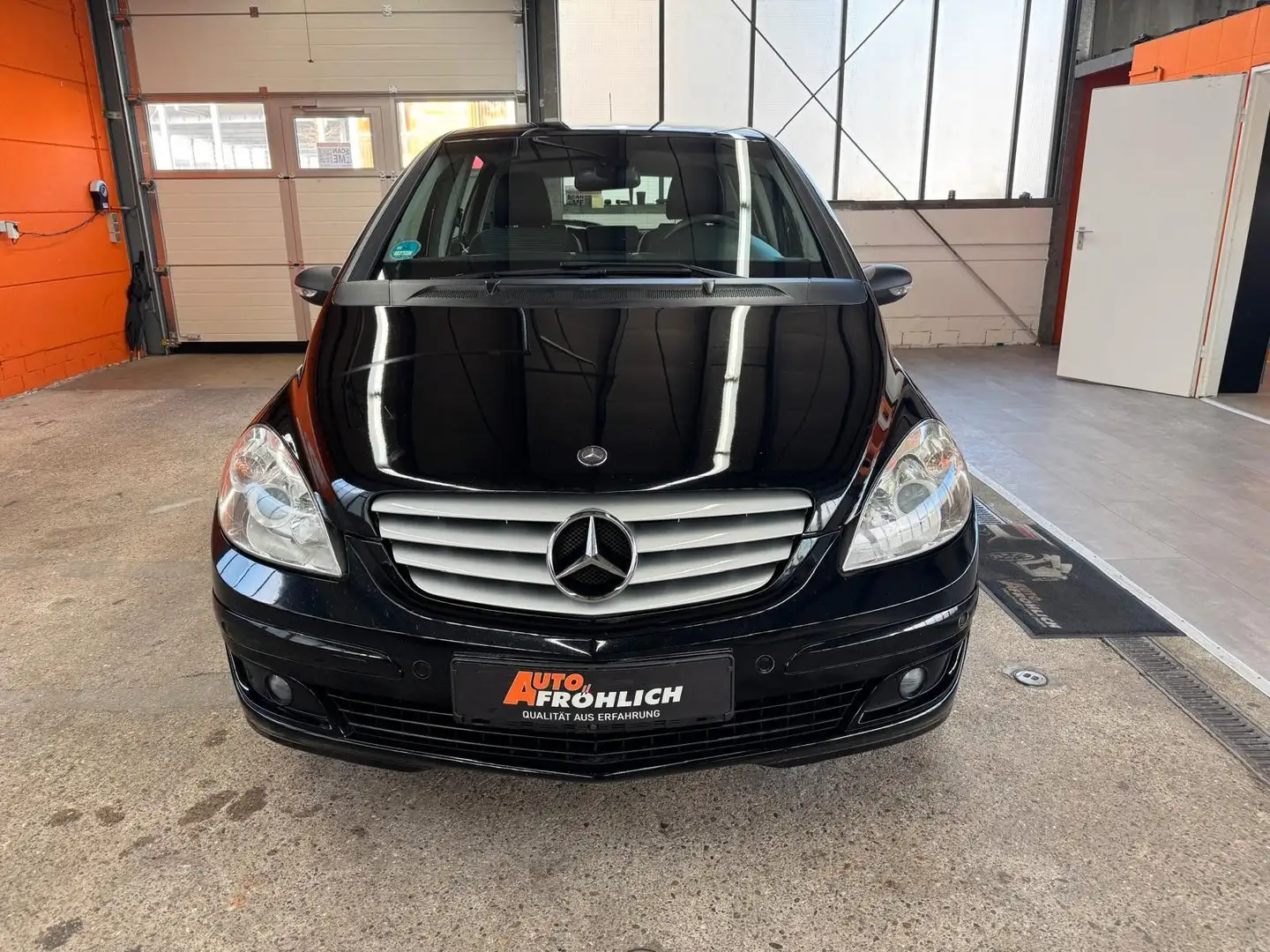 Mercedes-Benz B 150 B150 Teilleder Sitzheizung Parktronic AHK Klima Noir - 2