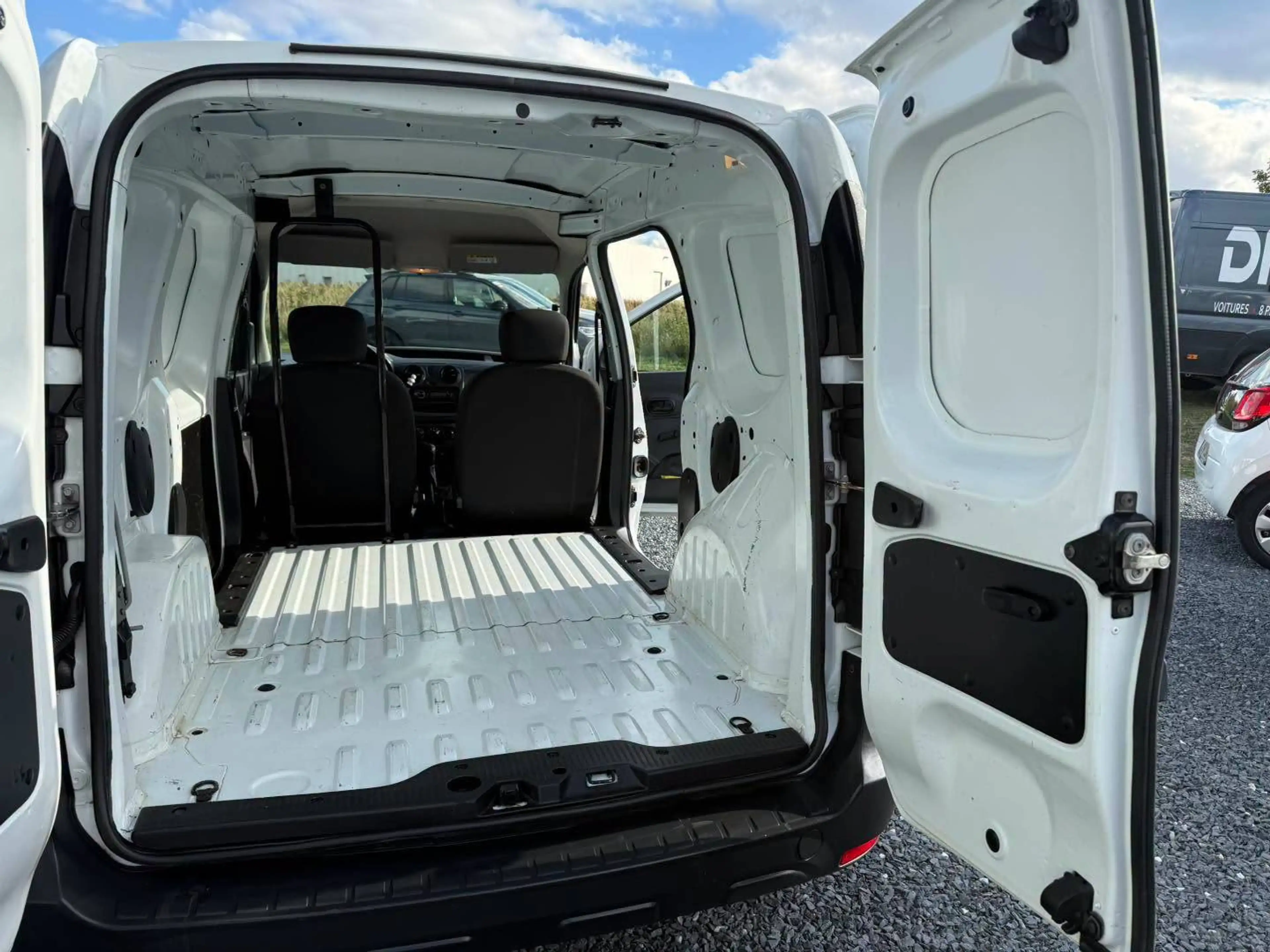 Dacia Dokker 1.5 dCi Work Edition S/S (EU6) — photo 11