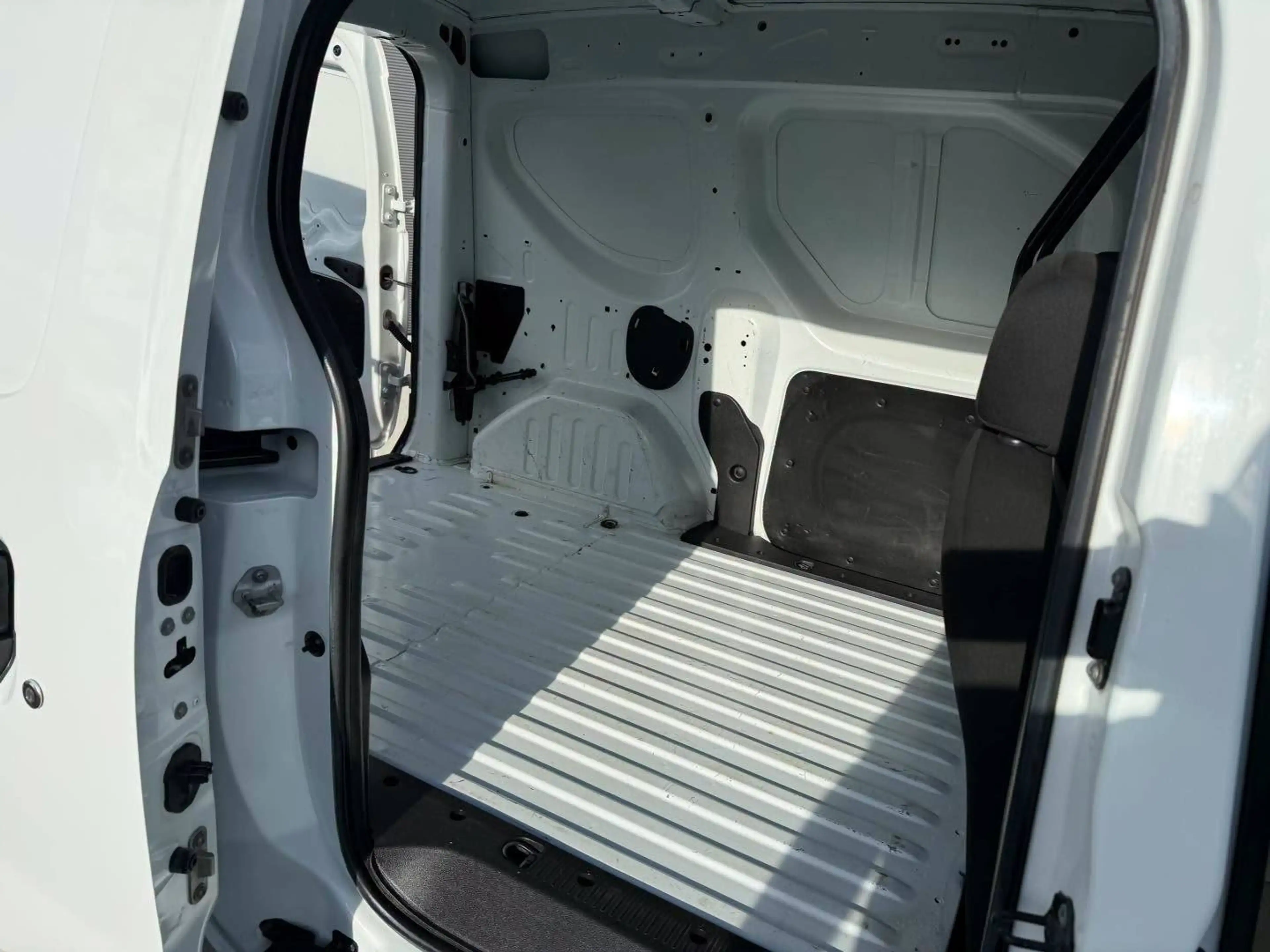 Dacia Dokker 1.5 dCi Work Edition S/S (EU6) — photo 8