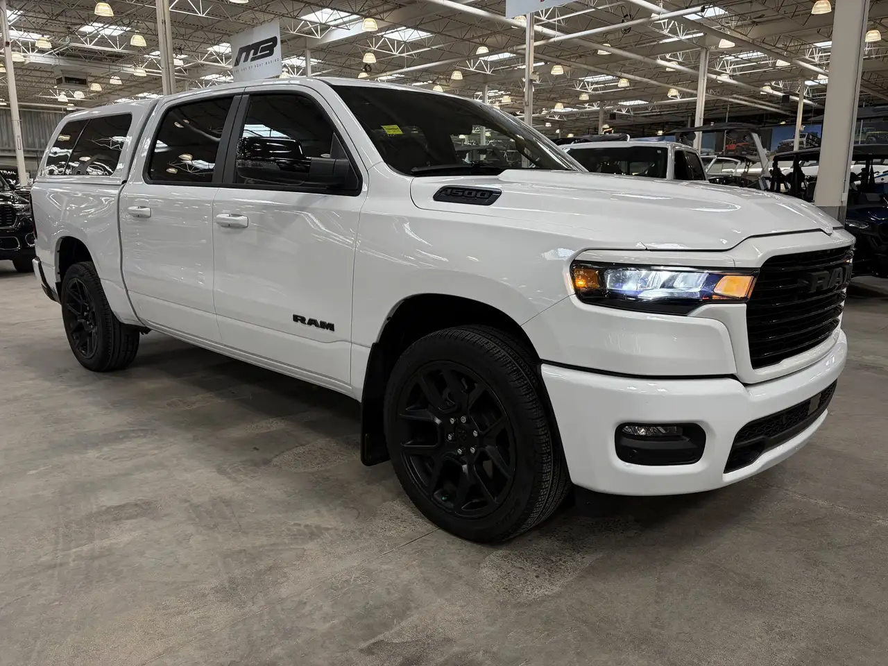 RAM 1500 снимка RAM 1500