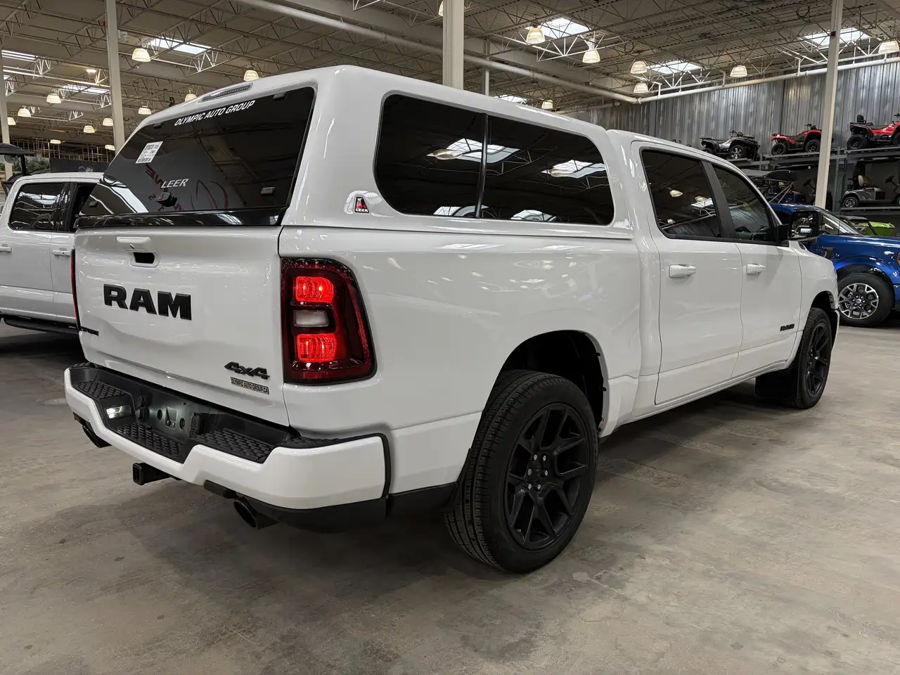 RAM 1500 снимка RAM 1500