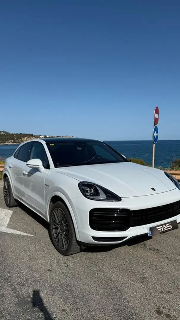 Porsche Cayenne Turbo S E-Hybrid Bianco - 1