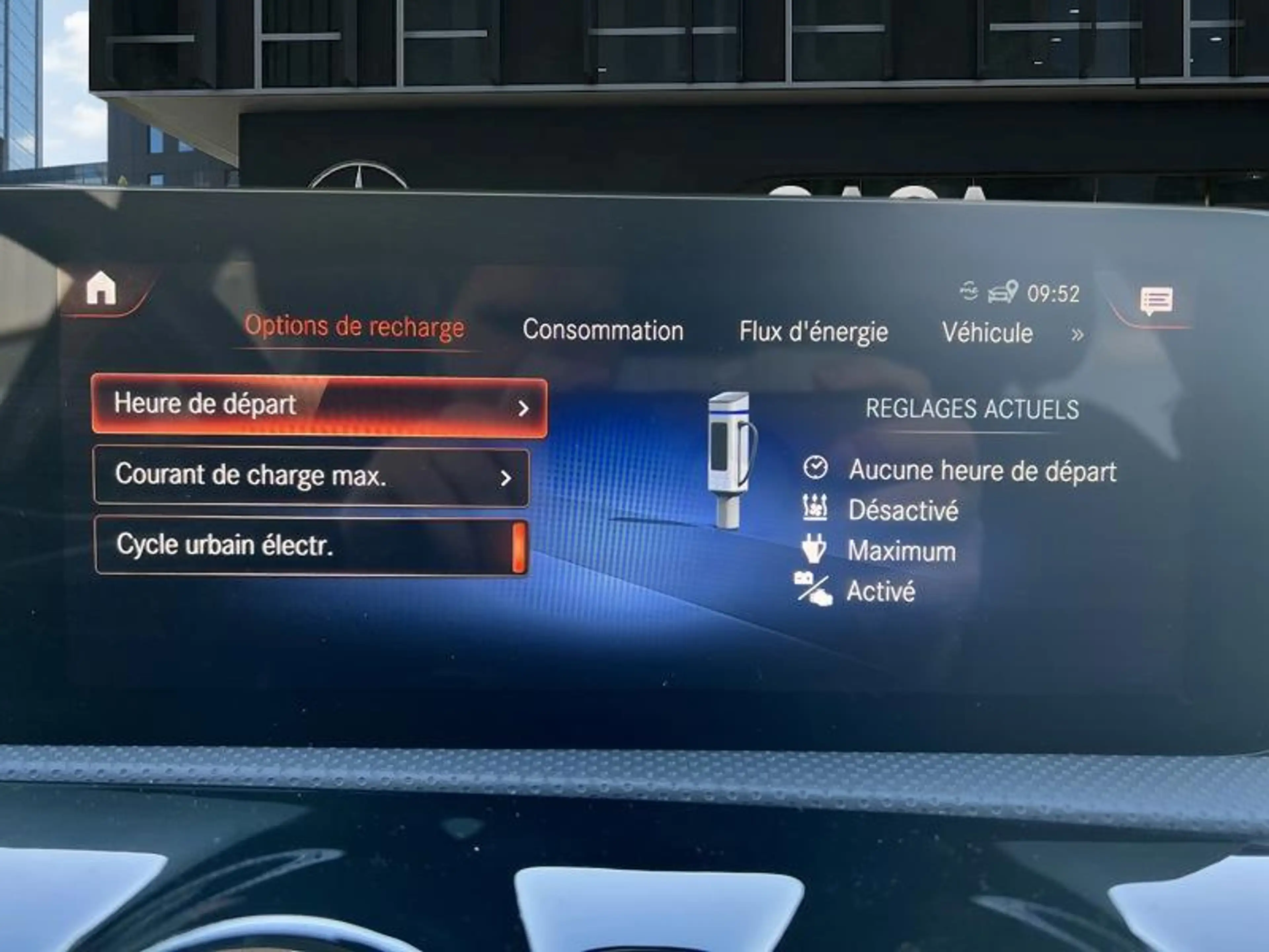 Mercedes-Benz A 250 e Berline AMG Pack — photo 17