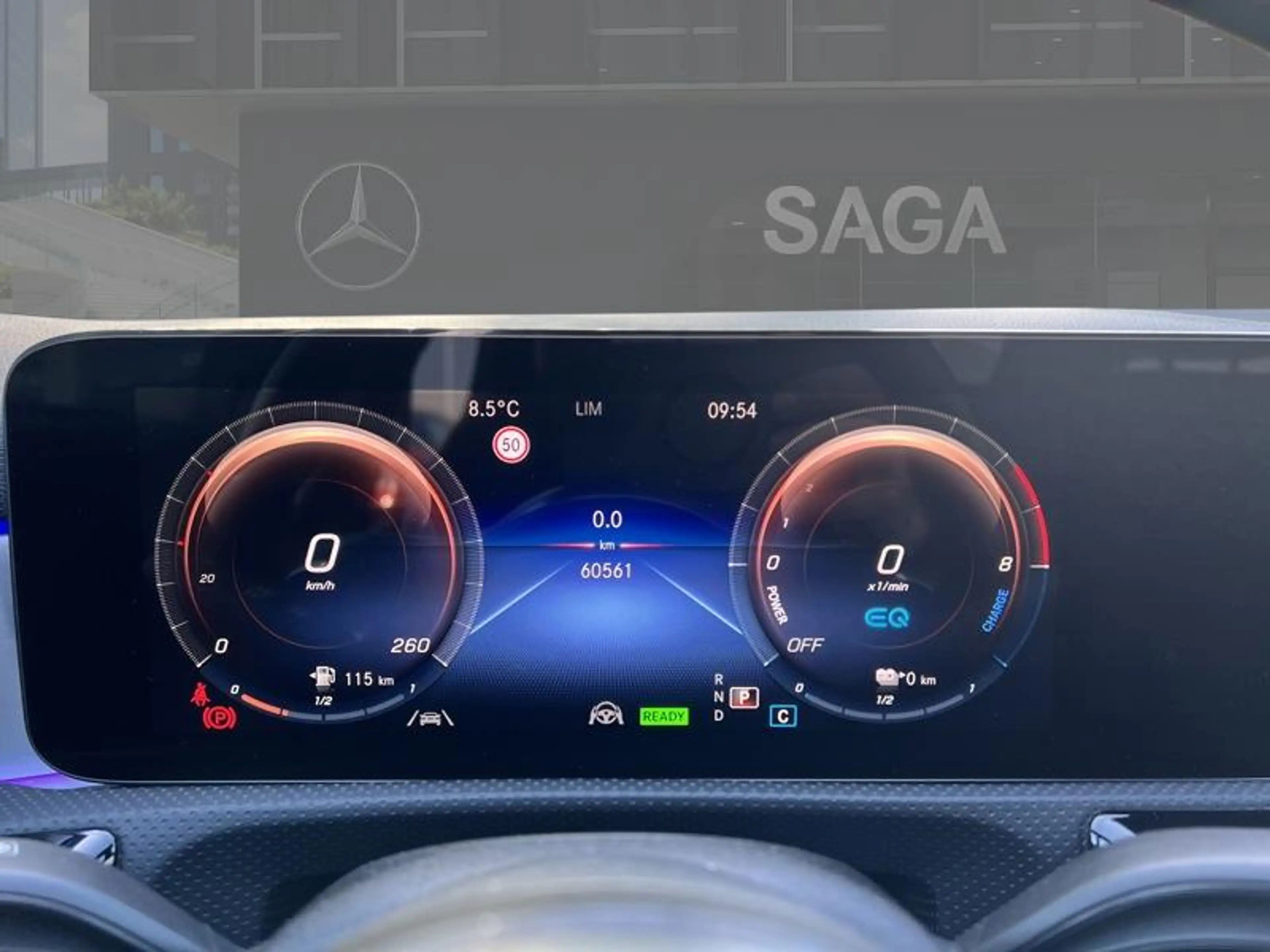 Mercedes-Benz A 250 e Berline AMG Pack — photo 8