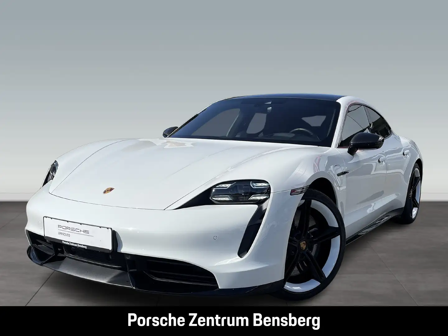 Porsche Taycan Turbo White - 1