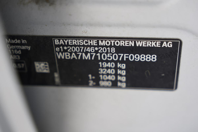 BMW 116 D - BVA LED - GPS - VIRTUAL — photo 8