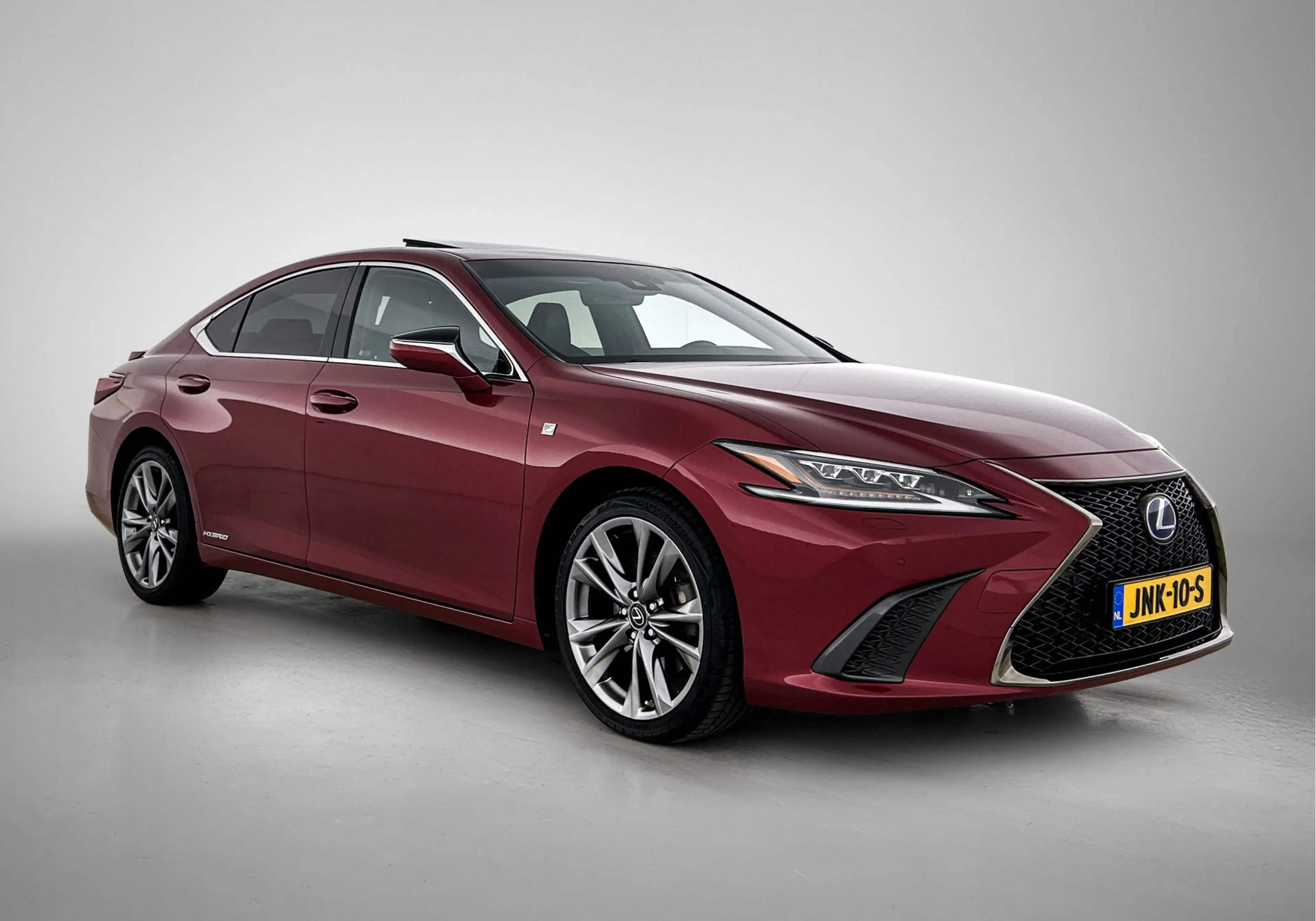 Lexus ES 300 300h F Sport Line | Sportief uitgevoerd | — photo 14
