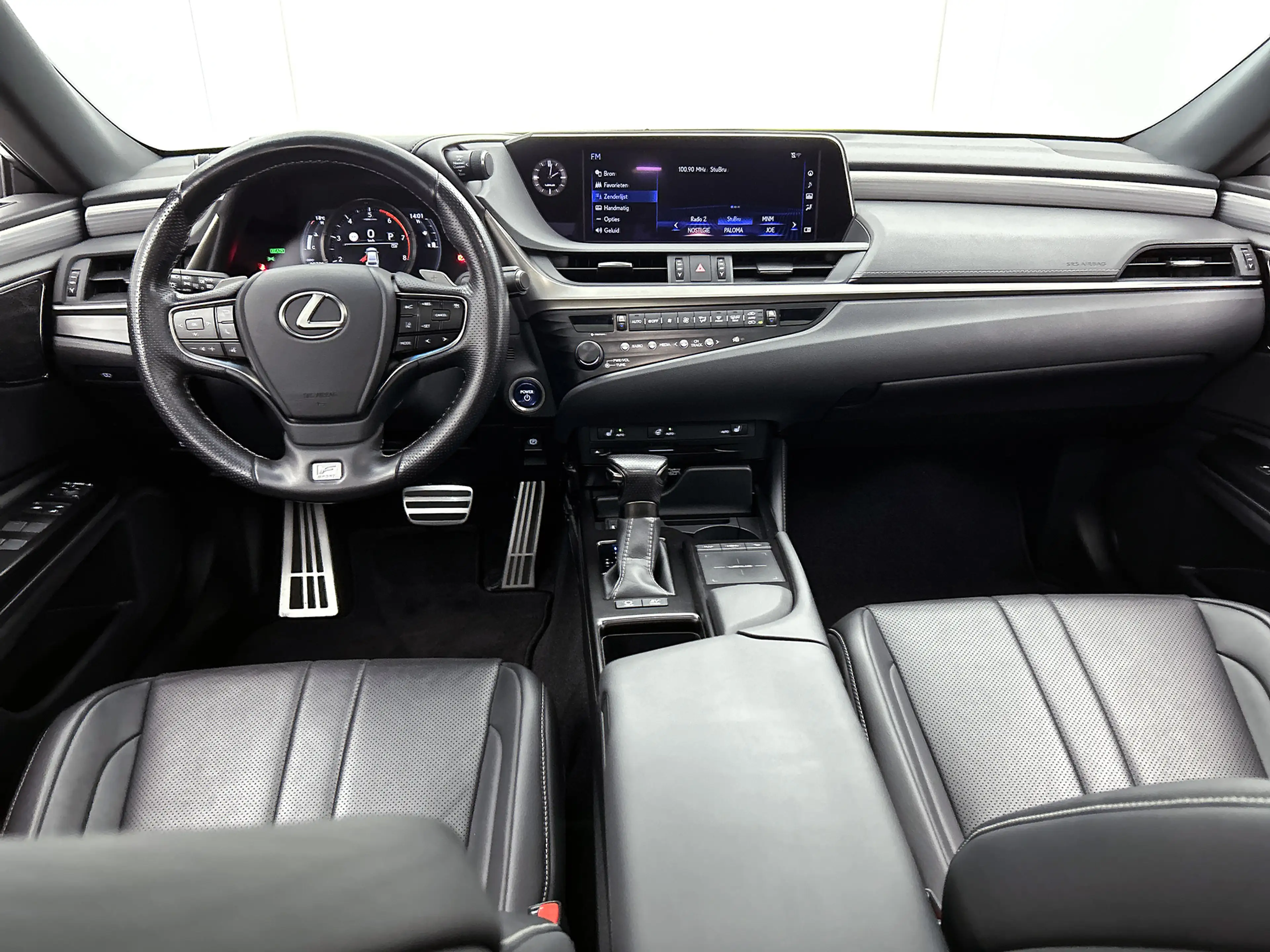 Lexus ES 300 300h F Sport Line | Sportief uitgevoerd | — photo 4