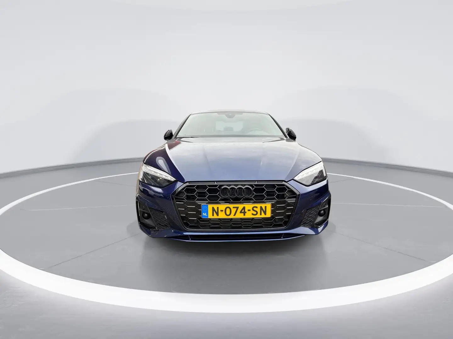 Audi A5 Sportback 35 TFSI 150pk S-Tronic S edition Competi Blauw - 2