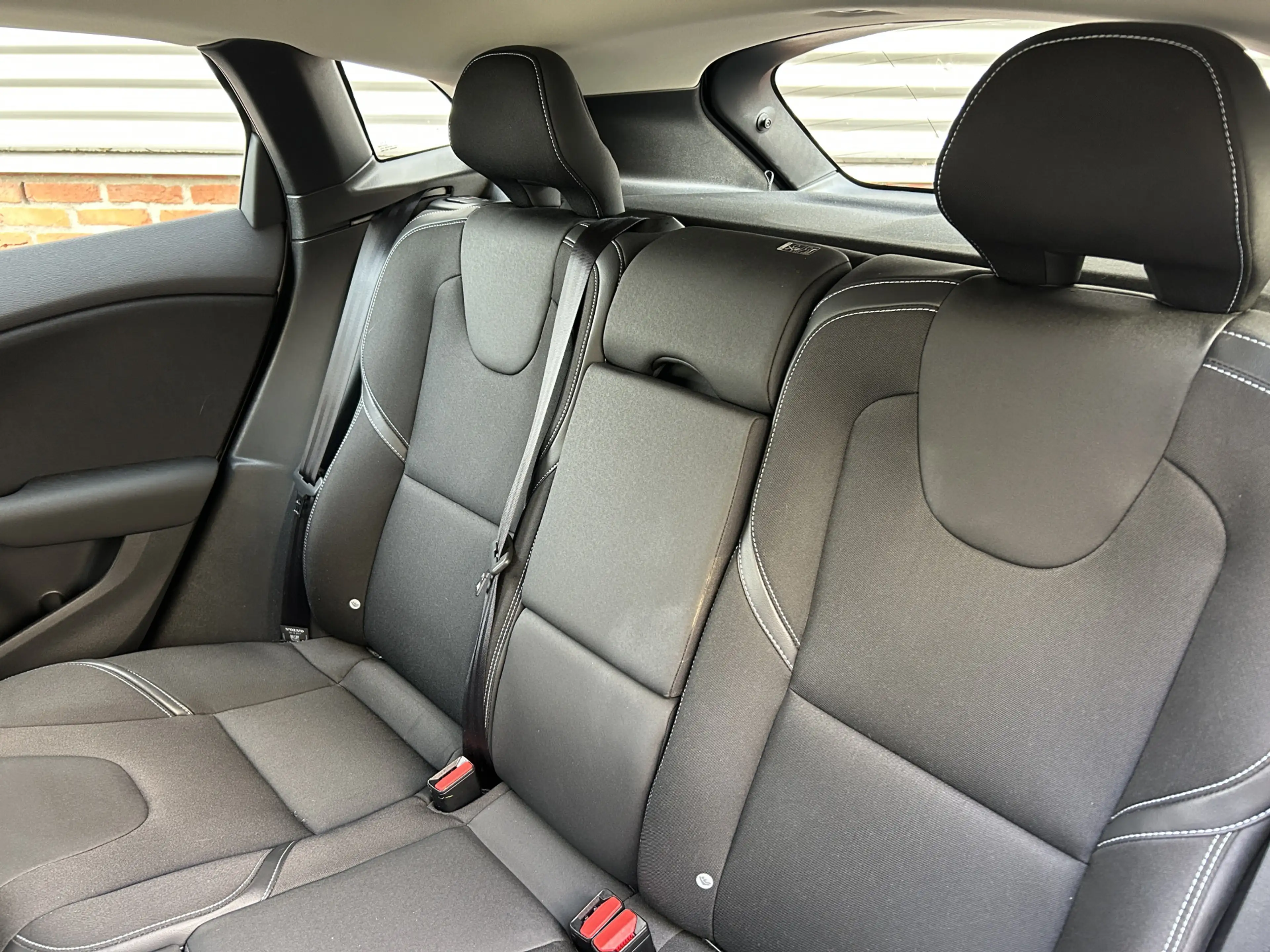 Volvo V40 1.5 T2 Nordic+ | Automaat | Stoelverwarming | Navi — photo 16