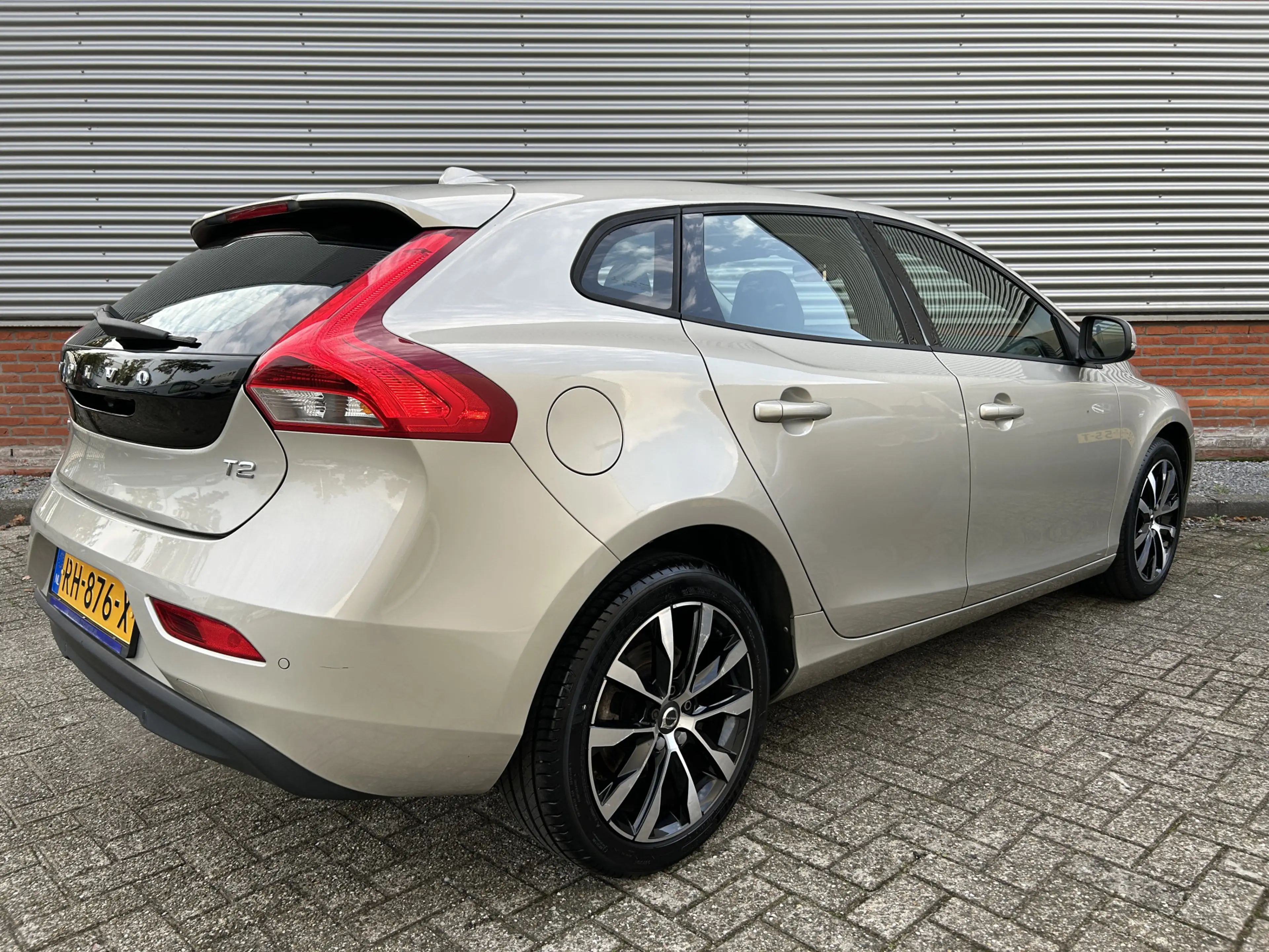 Volvo V40 1.5 T2 Nordic+ | Automaat | Stoelverwarming | Navi — photo 4