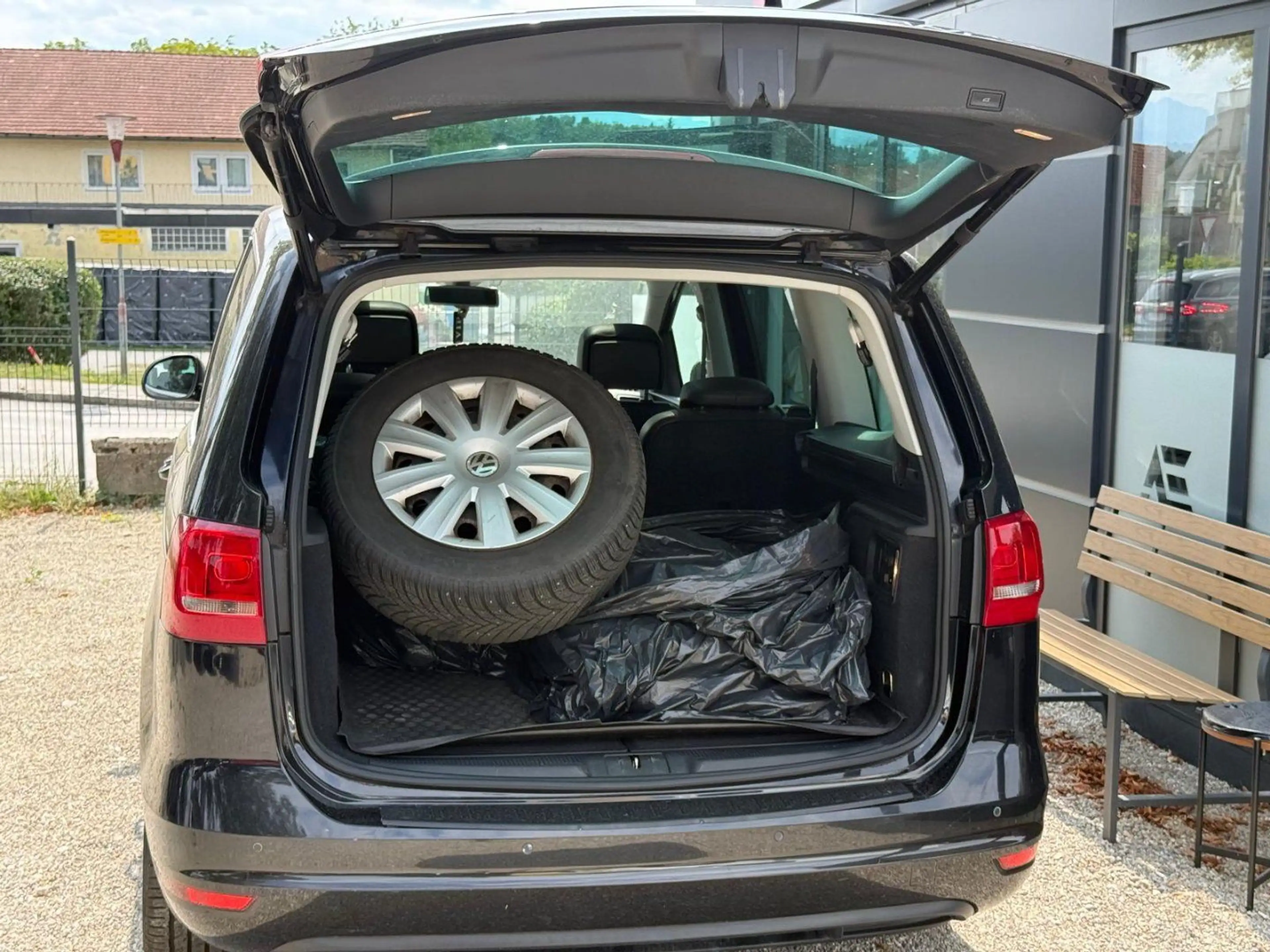 Volkswagen Sharan 2.0 TDI Sky *4 Motion*7 Sitze* — photo 5