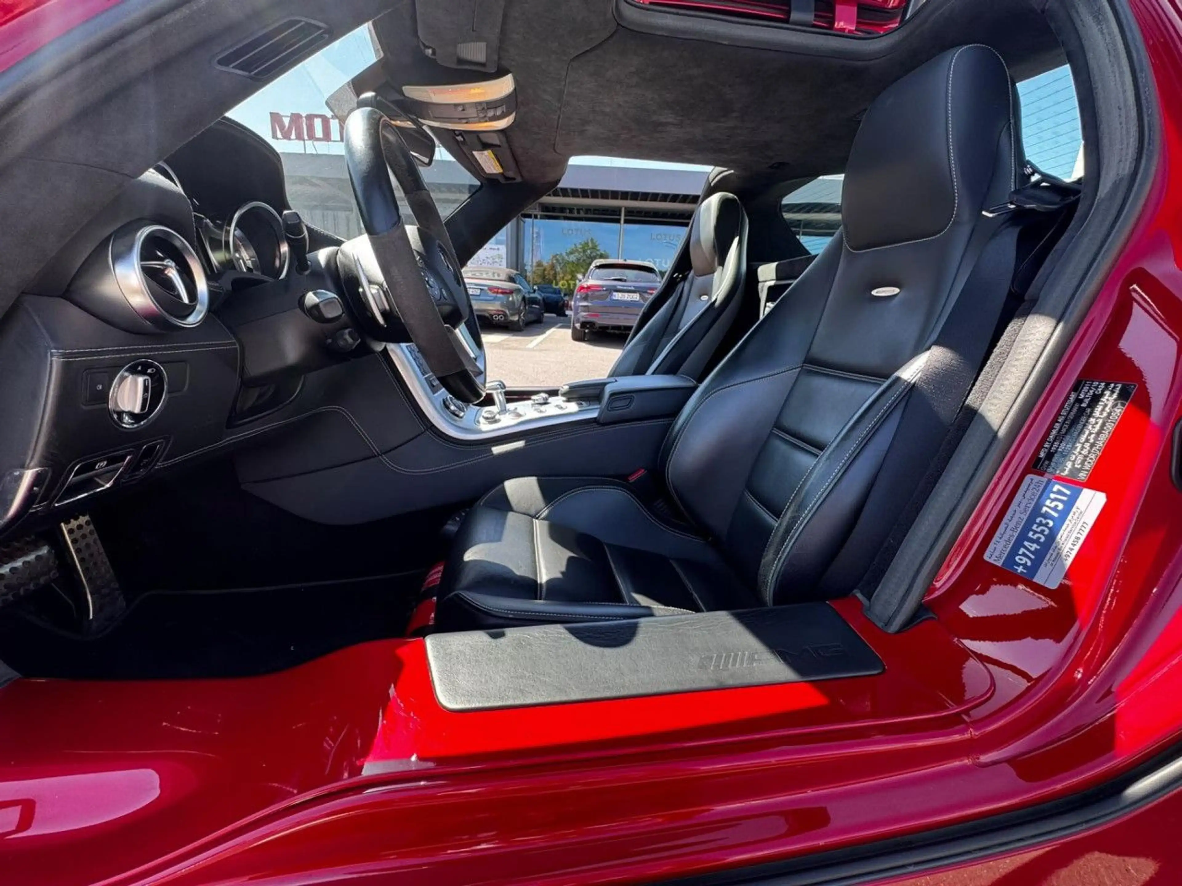 Mercedes-Benz SLK 55 AMG Mercedes-Benz SLS AMG 6.2 V8 Coupe — photo 13