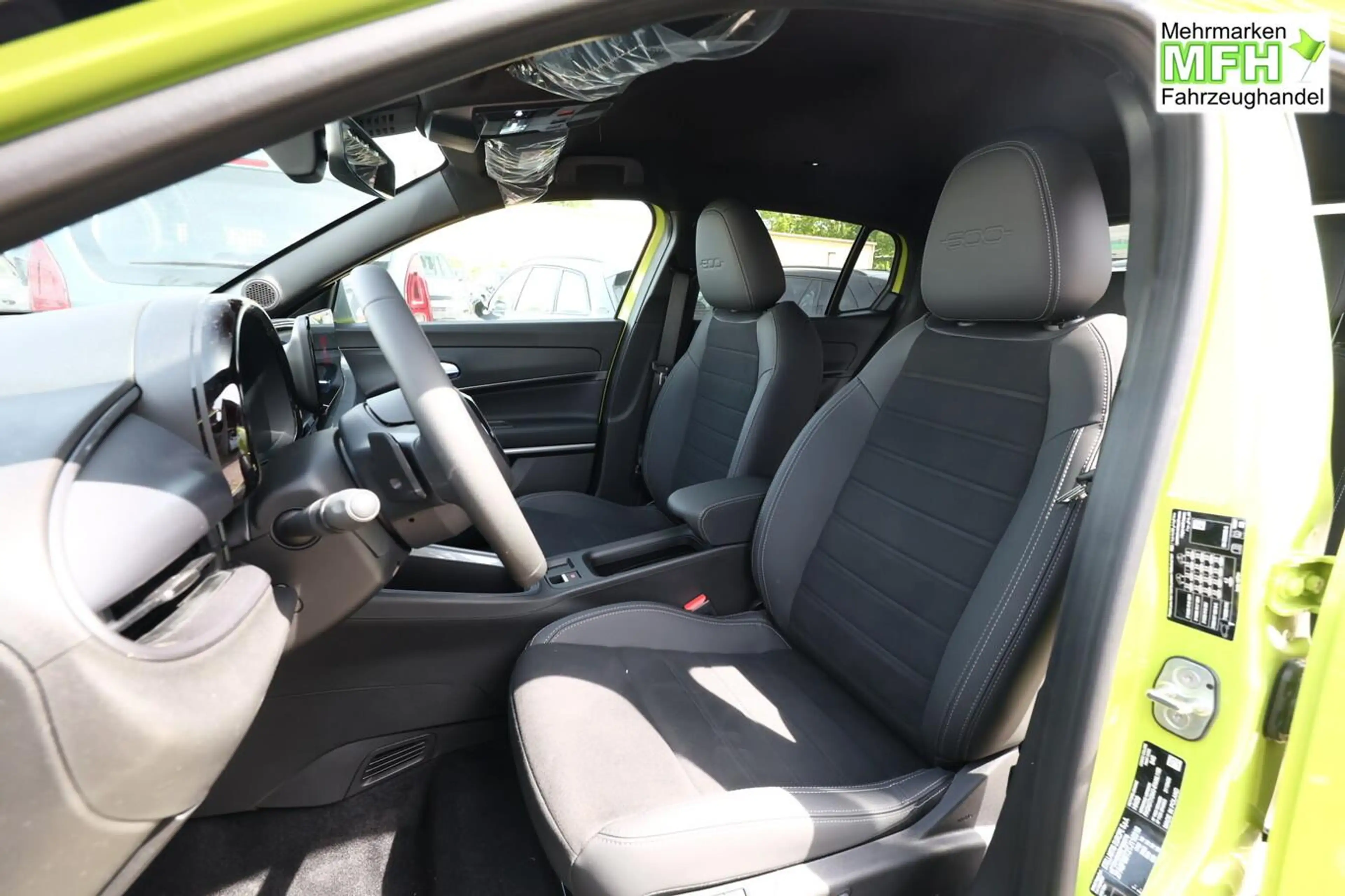 Fiat 600 Sport Hybrid SHZ ACC Kam Keyl PDC PrivG Bi-C 10... — photo 5
