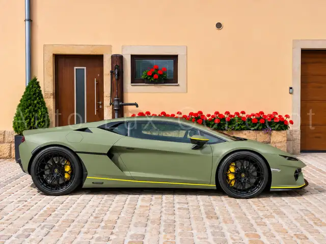 Lamborghini Temerario view 4