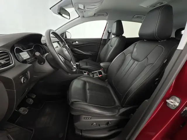 Opel Grandland X view 10