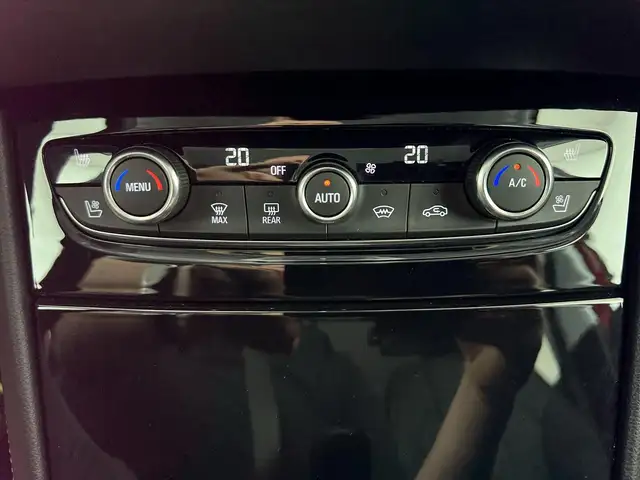 Opel Grandland X view 12