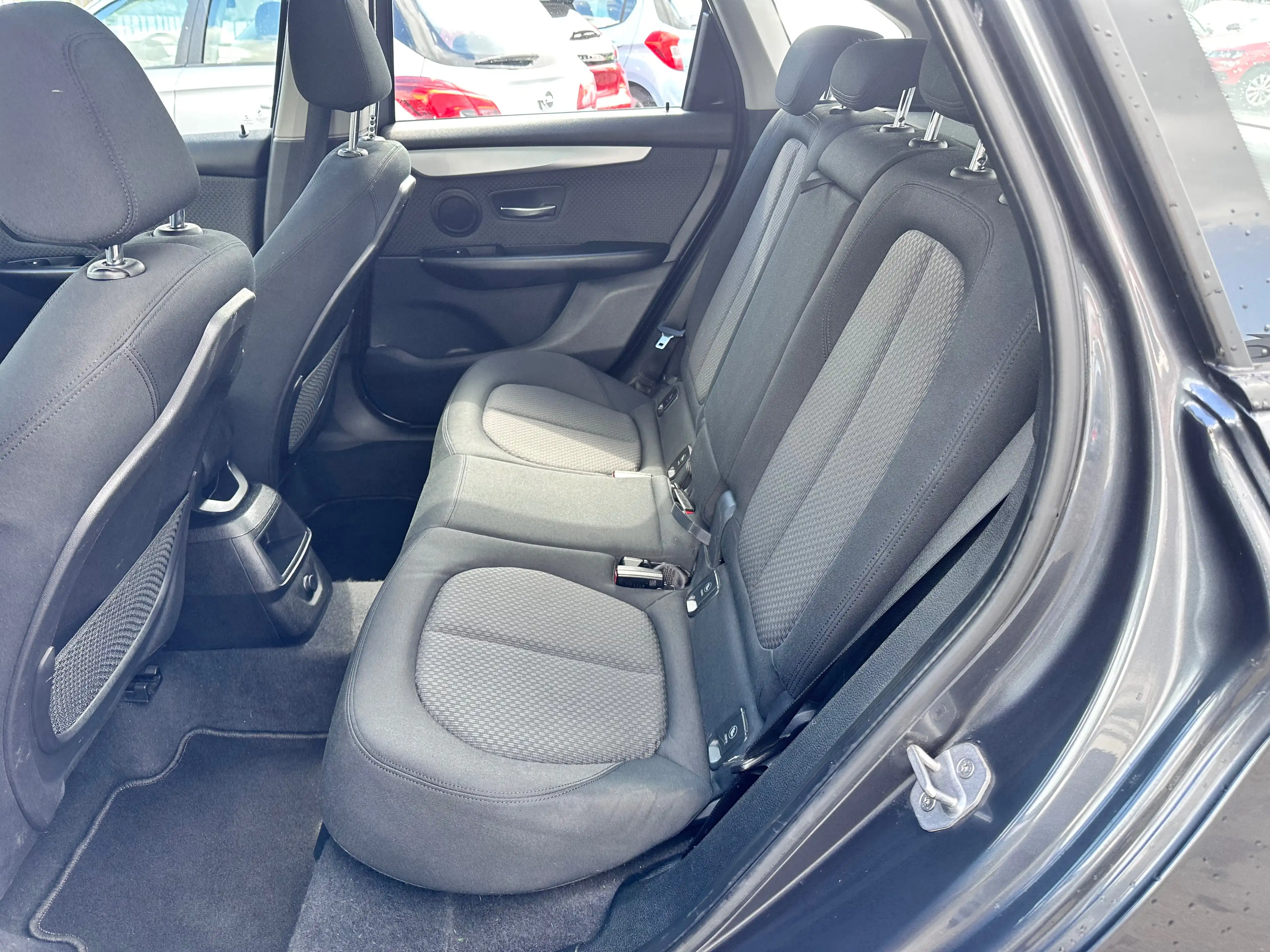 BMW 216 Active Tourer 216 d — photo 12