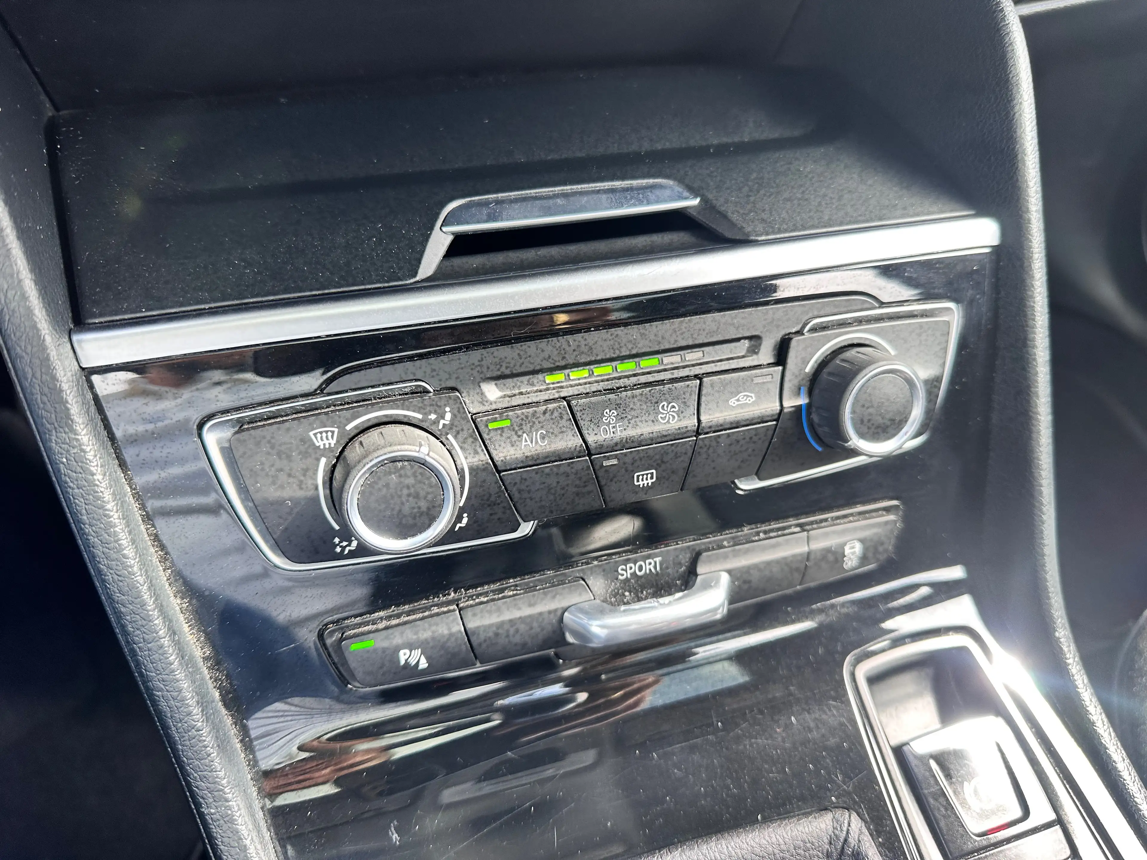 BMW 216 Active Tourer 216 d — photo 9