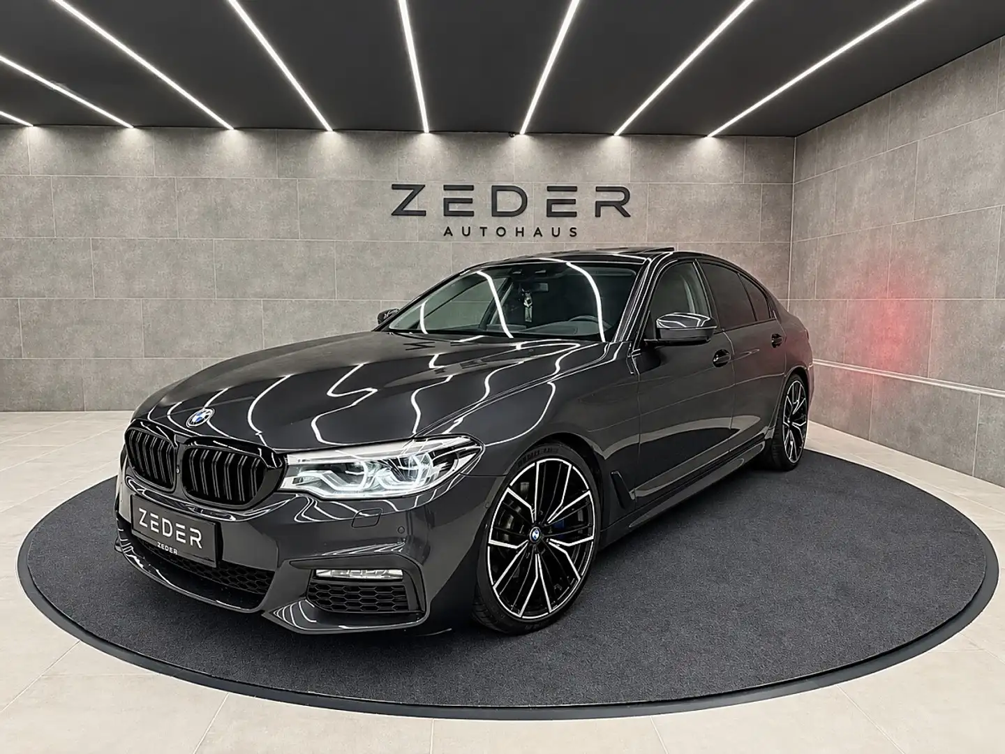 BMW 530 d xDrive M-SPORT|HUD|360°|H&K|SOFTCLOSE|KOMFORT Grau - 1