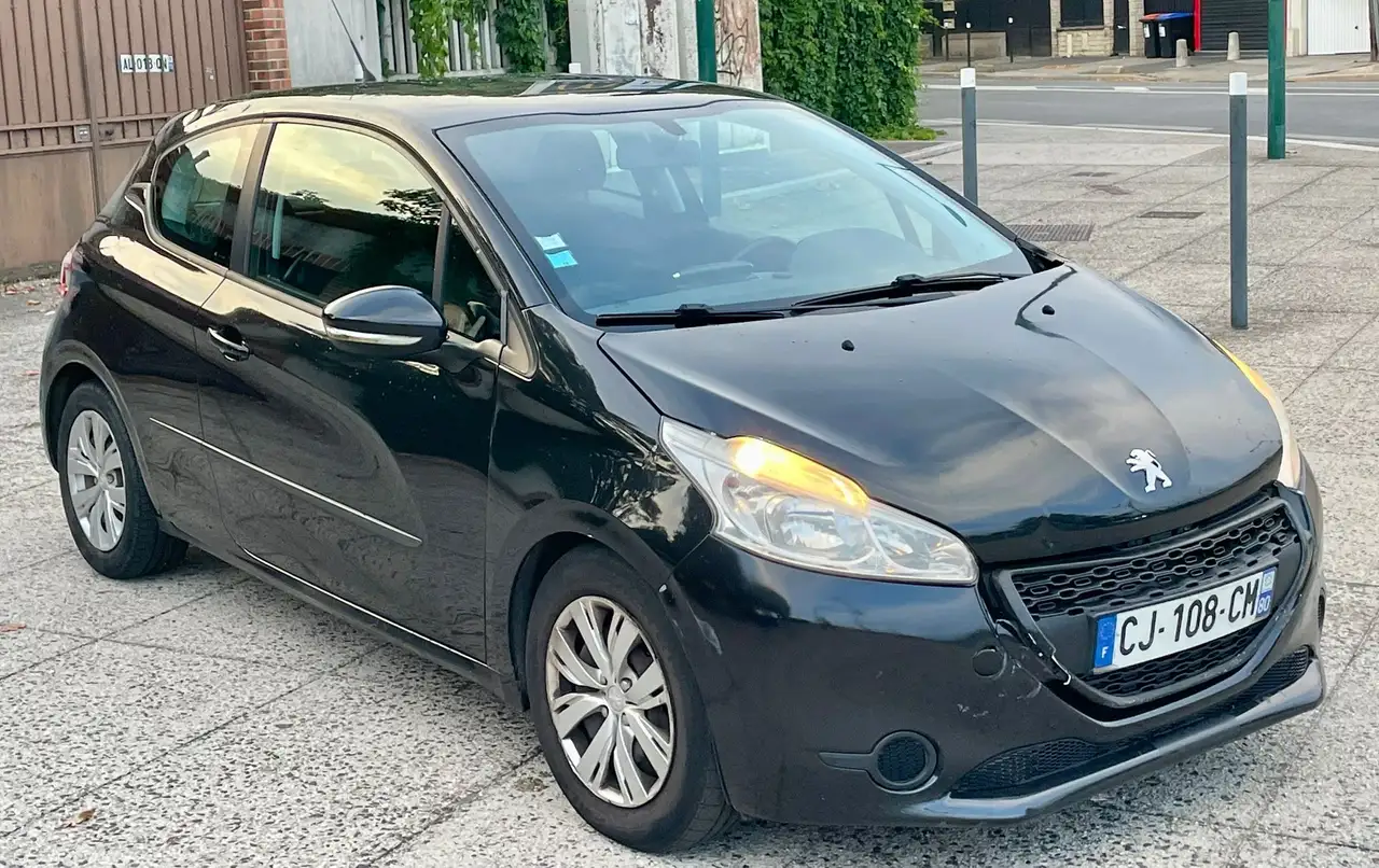 Peugeot 208 1.6 e-HDi 92ch FAP BVM5 Active