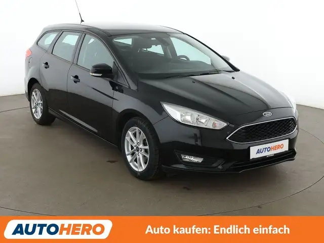 Ford Focus view 8