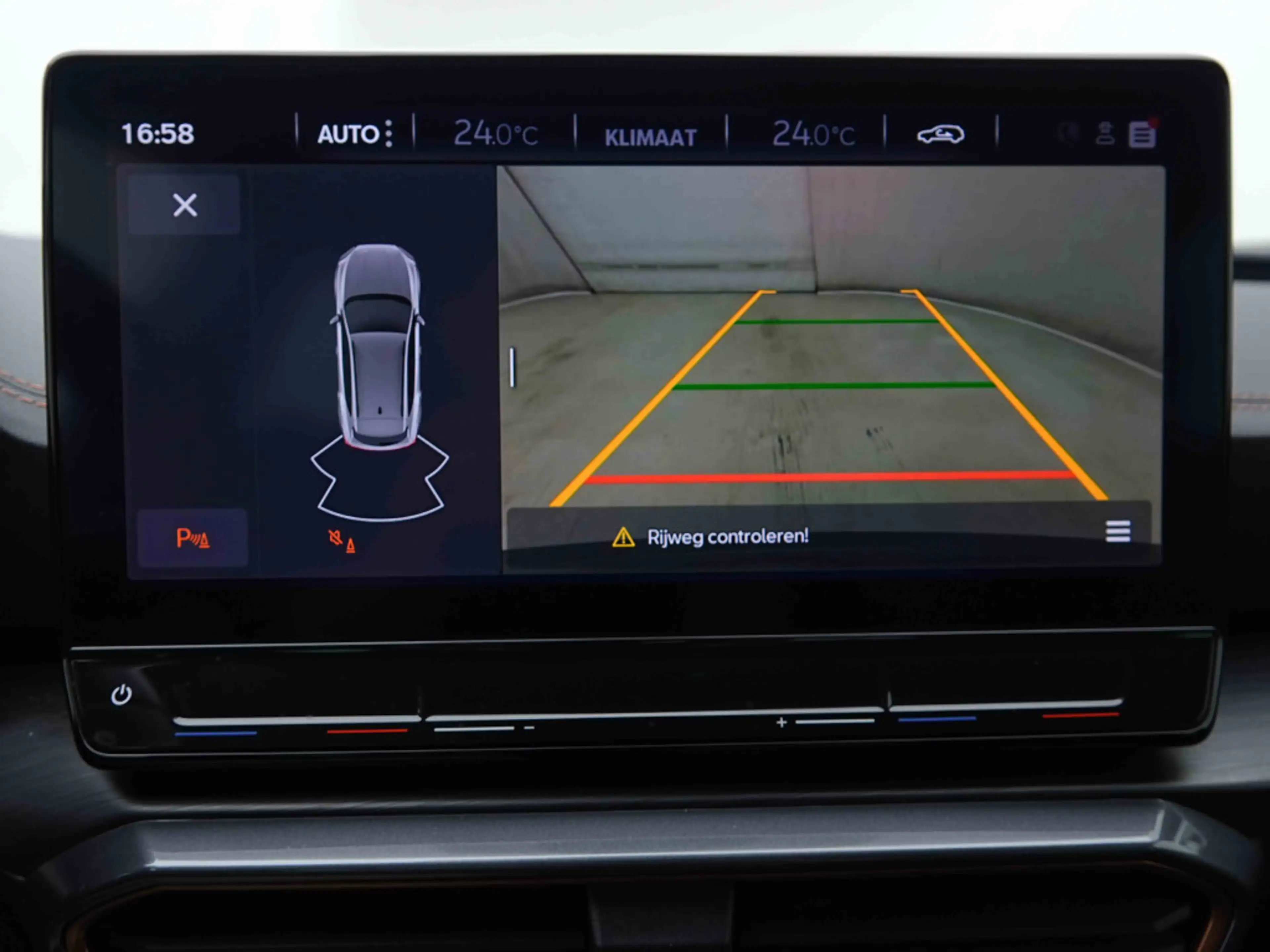 CUPRA Formentor 1.5 TSI 150 DSG + GPS + Virtual + ACC + LED + Safe & Drive Pack — photo 10
