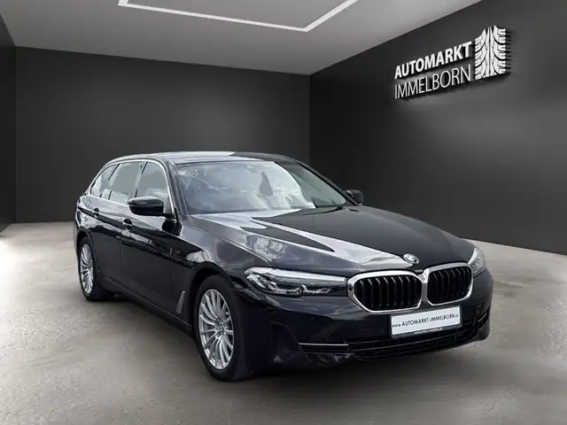 BMW 5 Series view 2