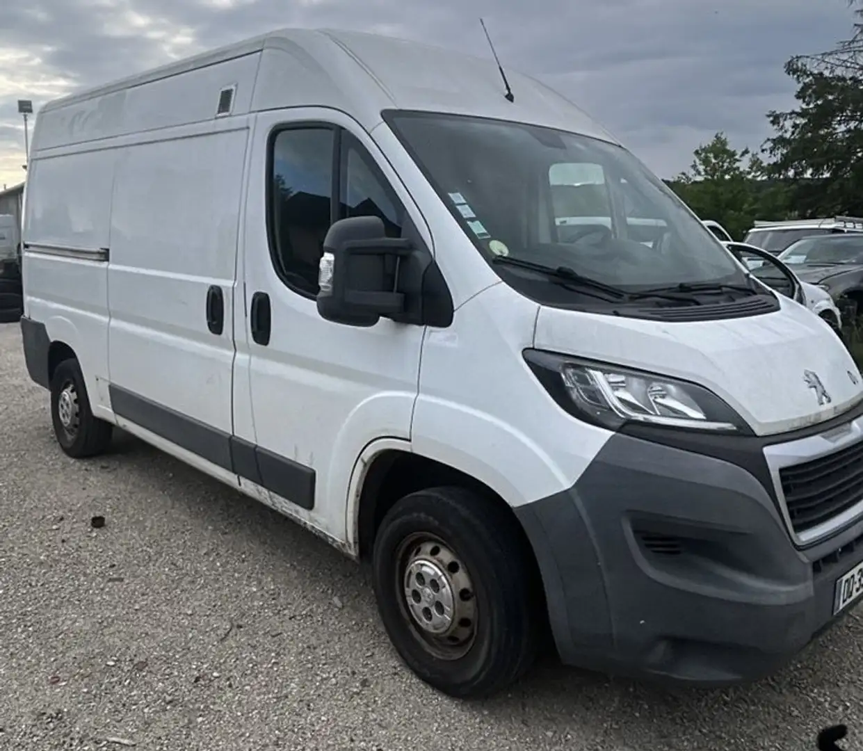 Peugeot Boxer TOLE 335 L2H2 2.2 HDI 110 PACK CD CLIM NAV - 2