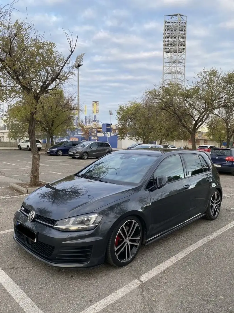 Volkswagen Golf GTD 2.0TDI CR BMT DSG 184 - 2