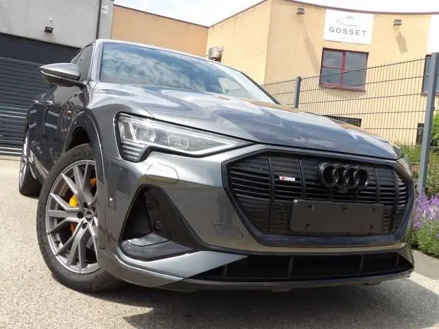 Audi Q8 e-tron 55 Quattro   S- Line