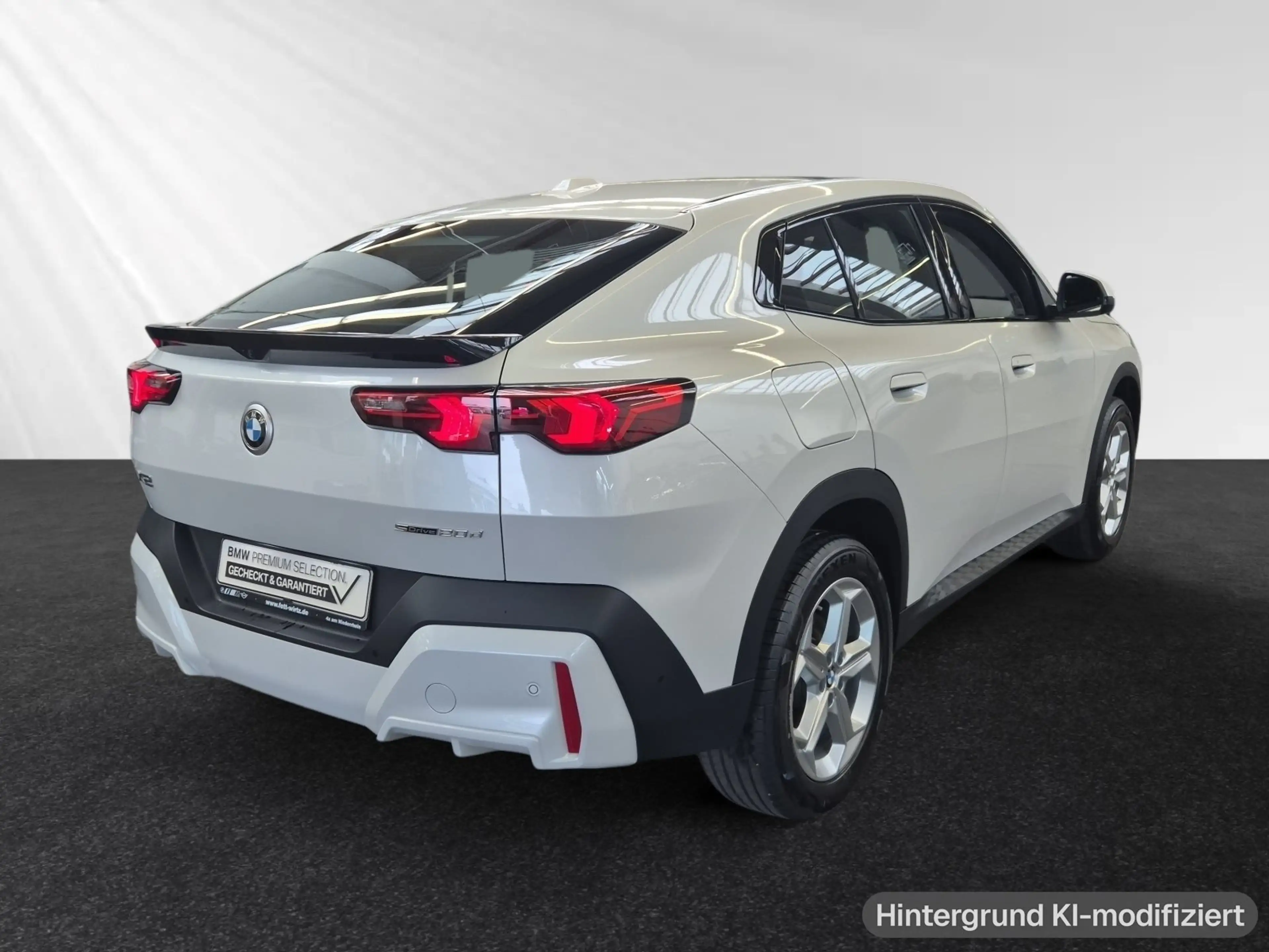 BMW X2 sDrive20d Panorama|Head-Up|18"LMR|DA&PA+ — photo 3