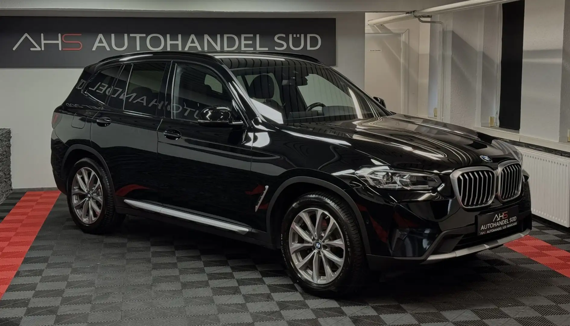 BMW X3 xDrive 20 d*LEDER*AHK*LED* Schwarz - 2