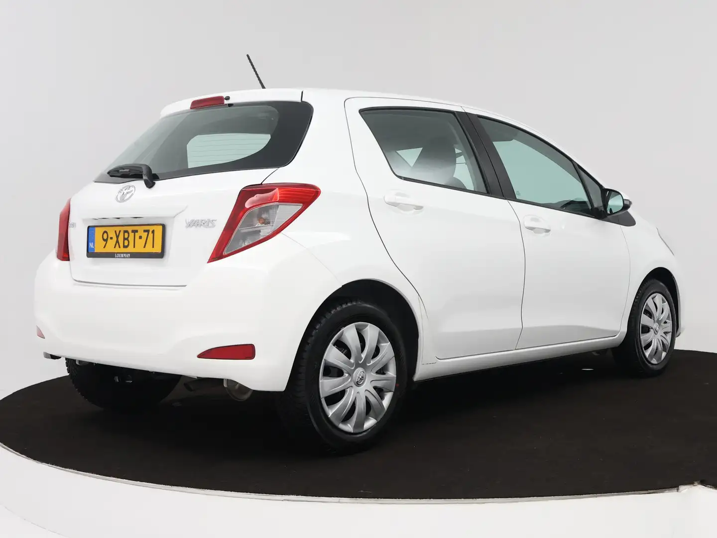 Toyota Yaris 1.0 VVT-i Now Wit - 2