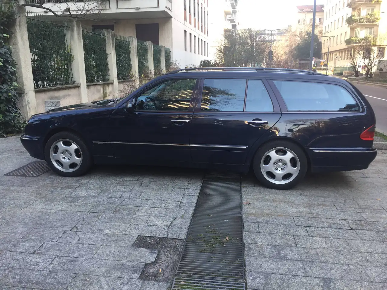 Mercedes-Benz E 430 Classe E - W210 SW SW V8 Avantgarde 4matic, foto 4