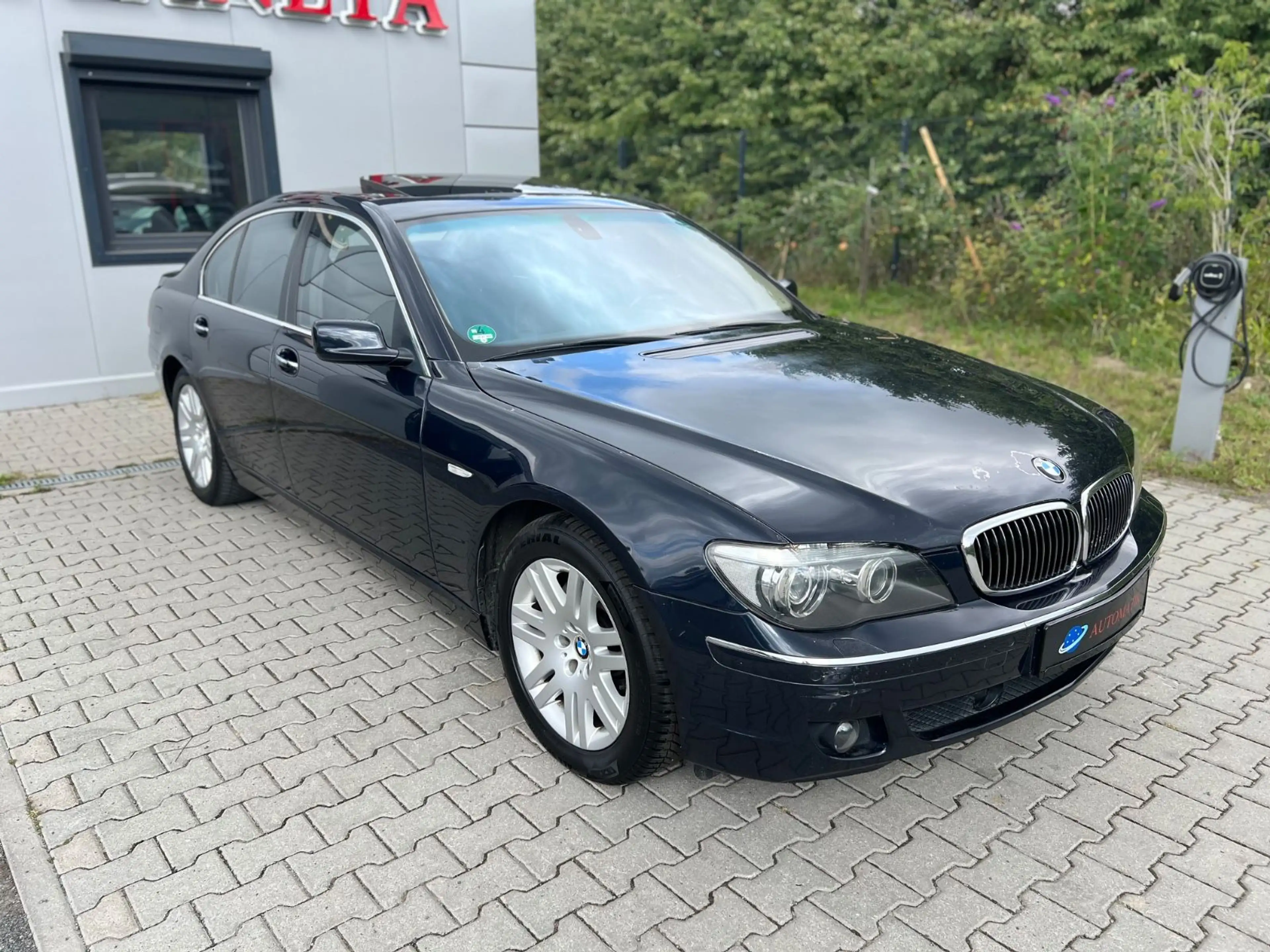 BMW 740 i*NAVI.PROF*XENON*EGSD*AHK*SOFT-CLOSE*VOLL* — photo 3