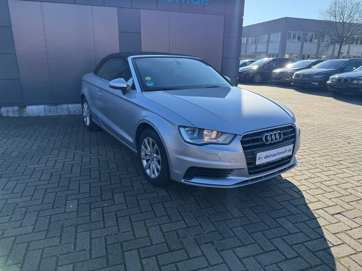 Audi A3 Cabriolet attraction *1.Hand Silber - 2