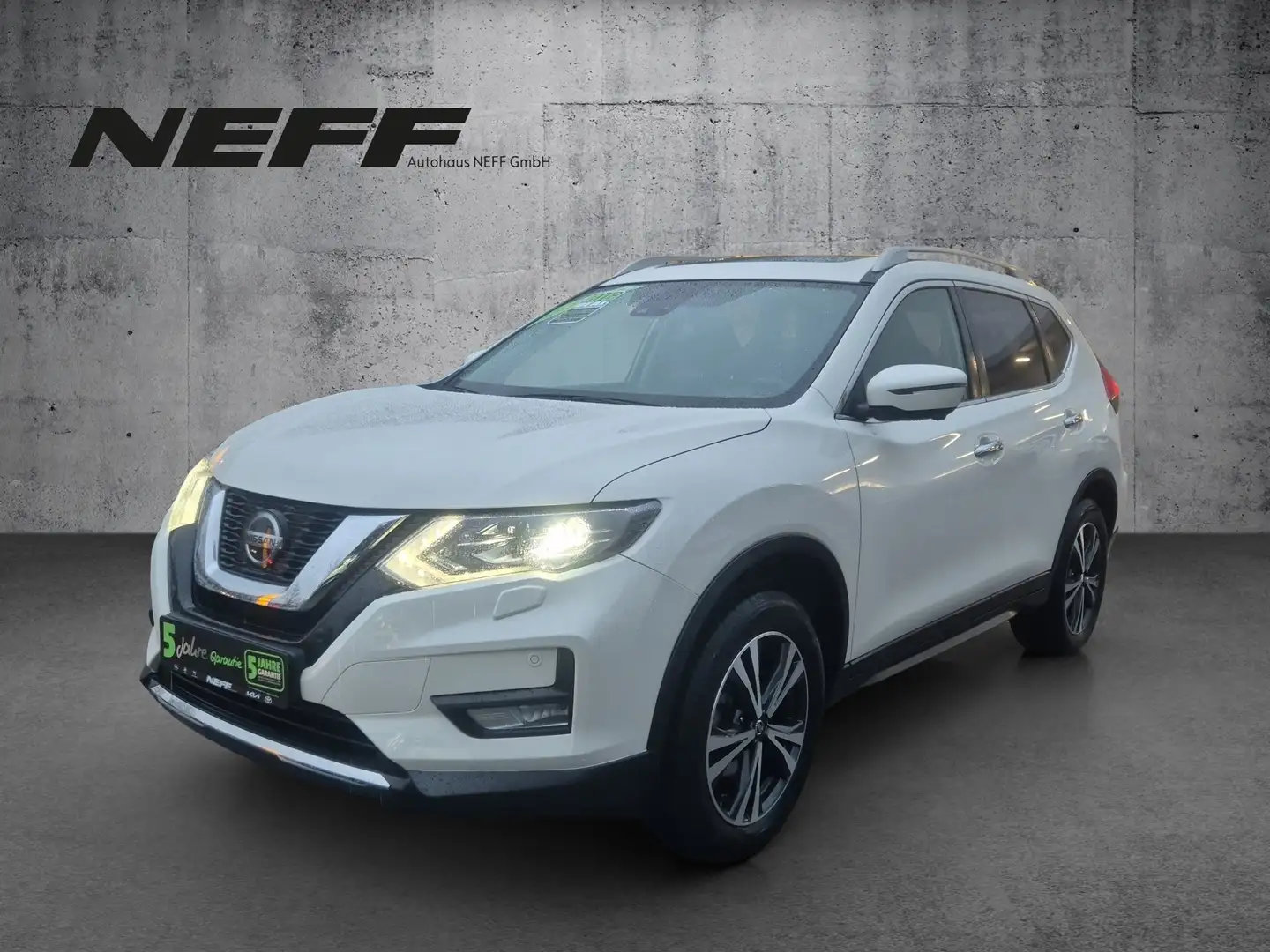 Nissan X-Trail 1.3 DIG-T N-Connecta LED+Navi+Pano AHK Weiß - 2