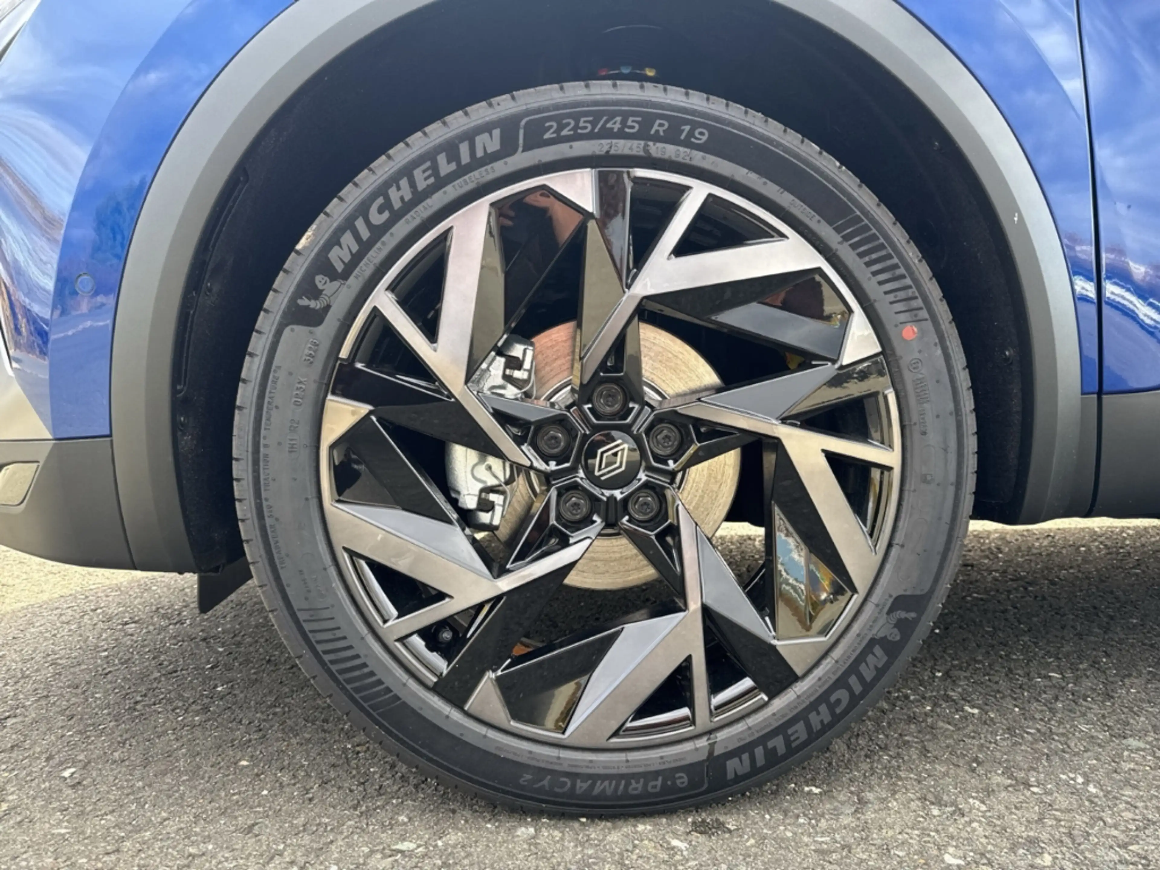 Renault Captur ESPRIT ALPINE MILD HYBRID 140 EDC LED+SHZ — photo 13