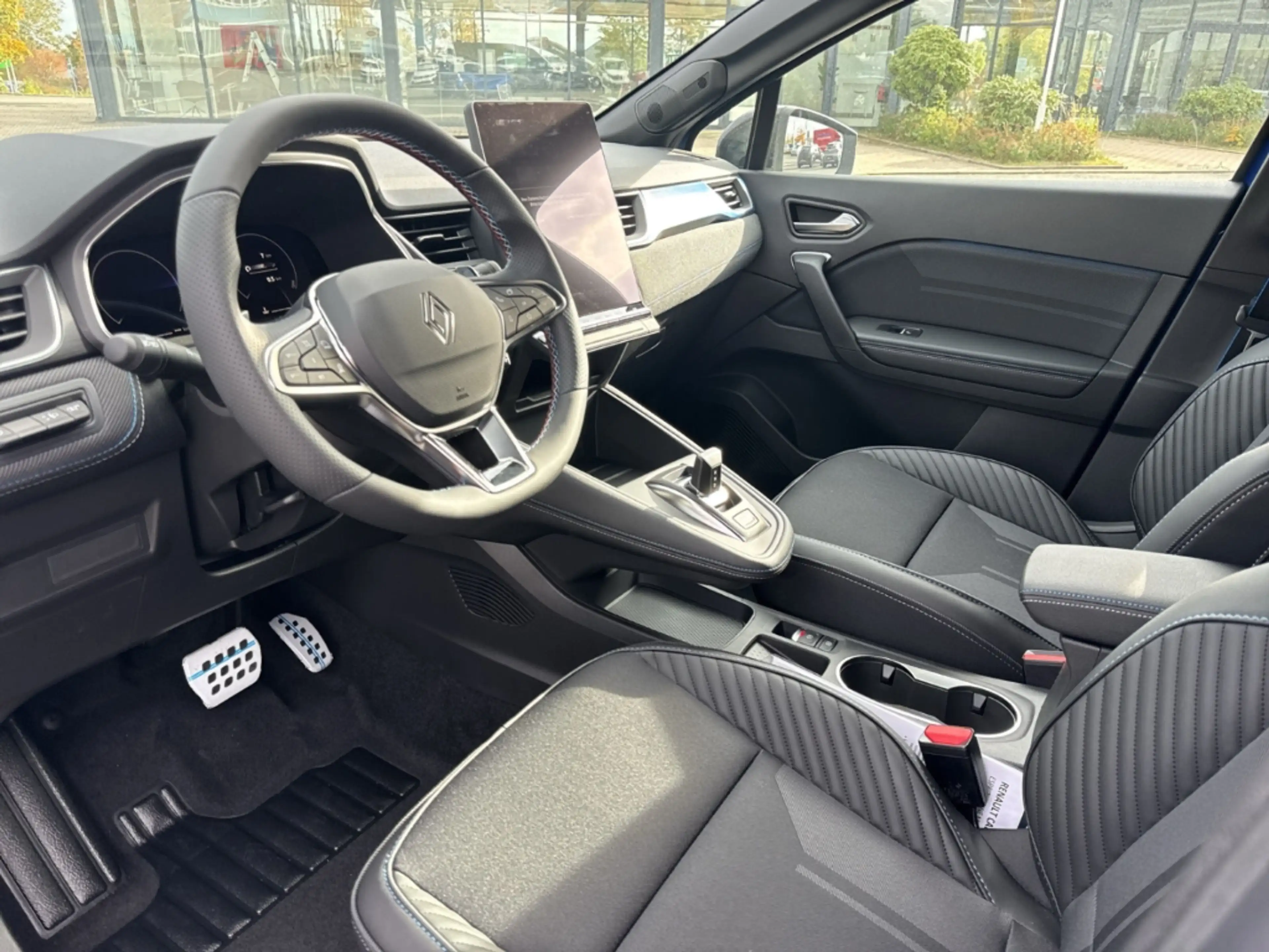 Renault Captur ESPRIT ALPINE MILD HYBRID 140 EDC LED+SHZ — photo 10