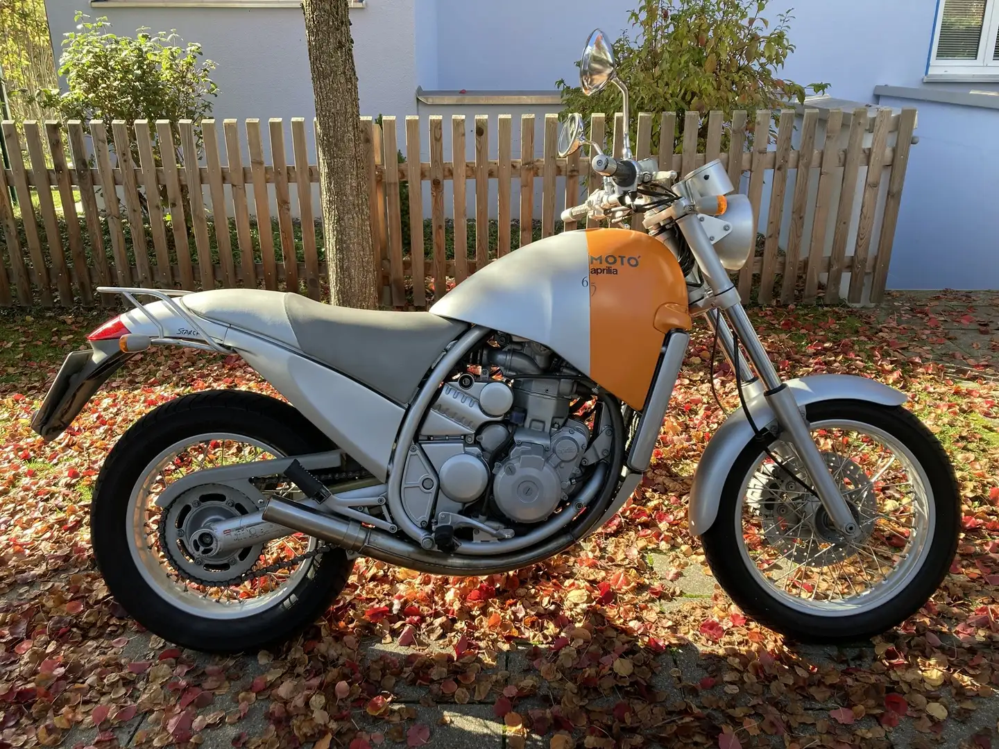 Aprilia Moto 6.5 Argento - 1