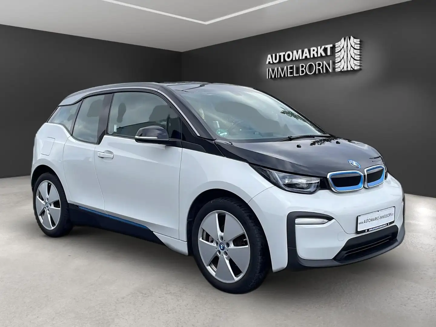 BMW i3 120ah Winterräder*Navi*LED*Wärmepumpe*1Hand Weiß - 1