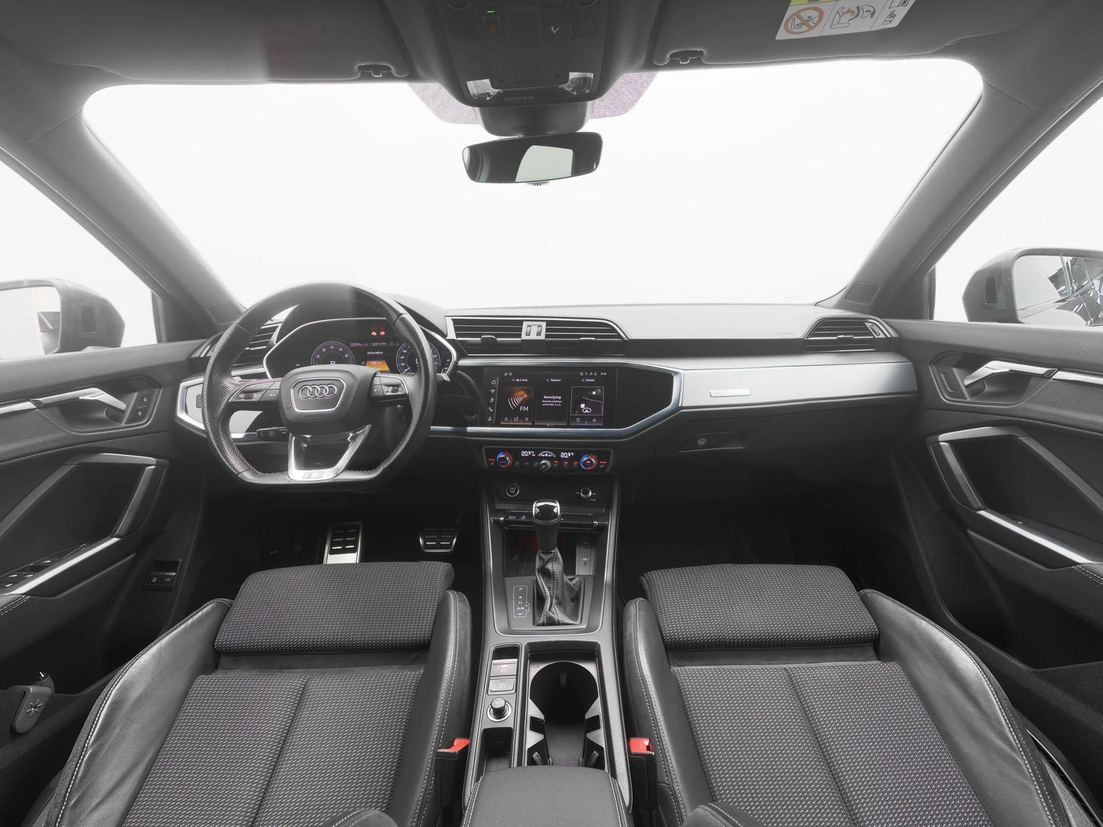 Audi Q3 45 TFSI e S edition 245 PK | Adaptieve Cruise Cont — photo 3