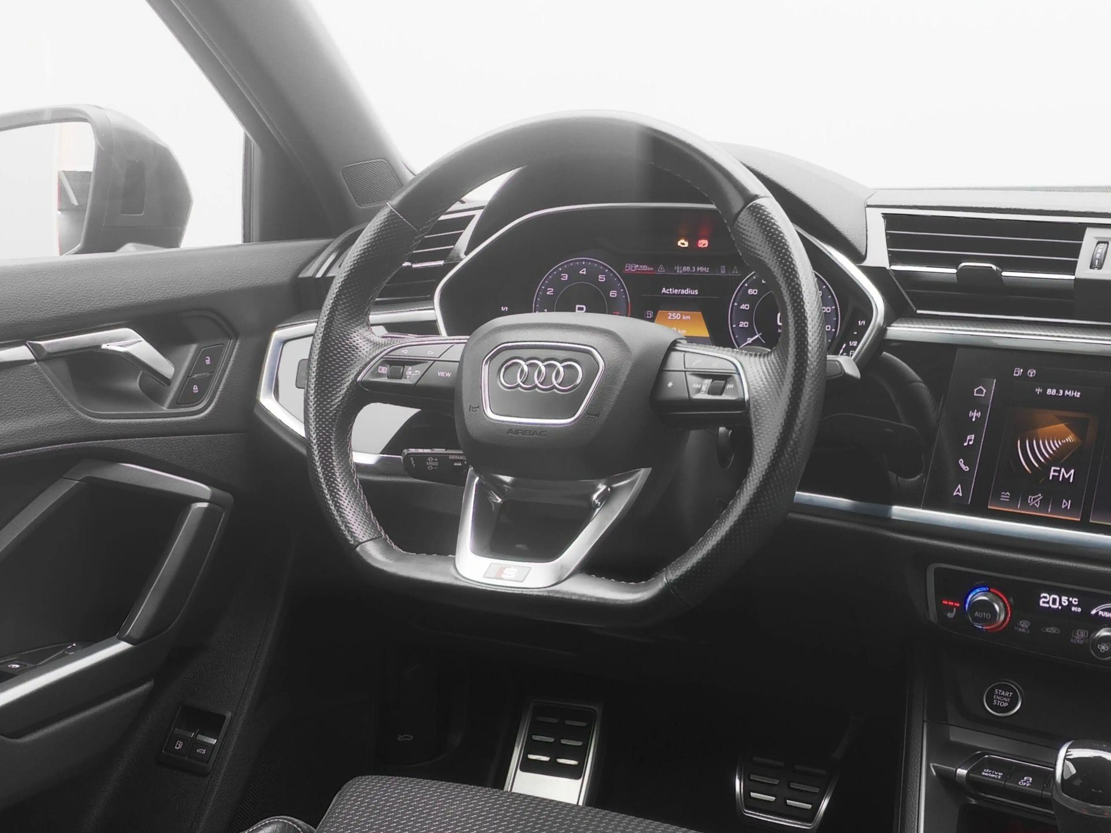 Audi Q3 45 TFSI e S edition 245 PK | Adaptieve Cruise Cont — photo 8