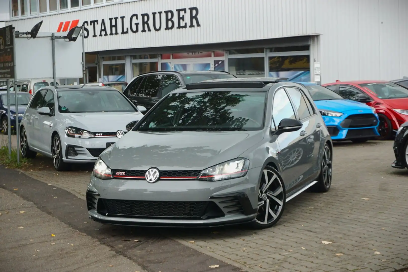 Volkswagen Golf VII Lim. GTI Clubsport BMT / Recaro / Pano. Gris - 1