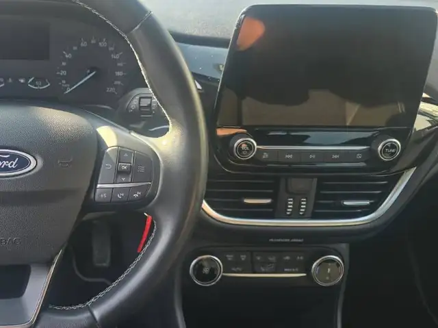 Ford Fiesta view 9