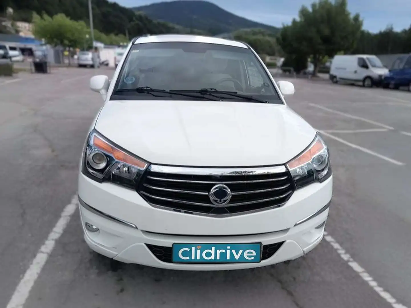 SsangYong Rodius D22T Premium Aut. Blanco - 2