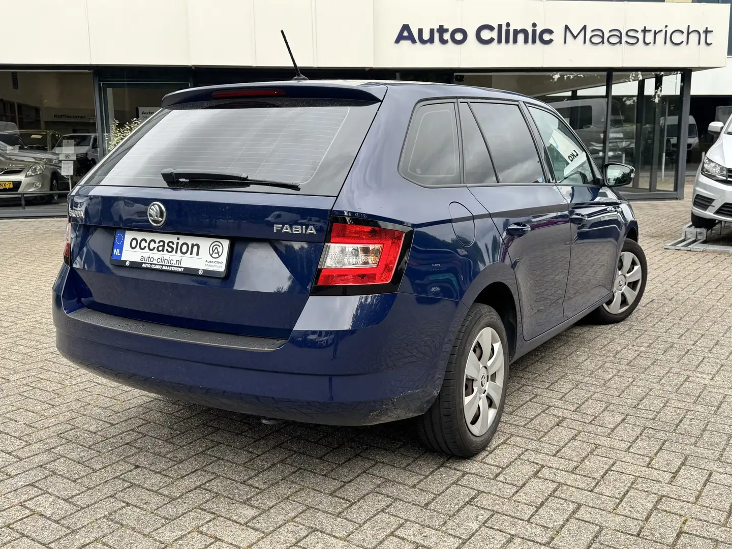 Skoda Fabia STATION BUSINESS | NIEUW BINNEN, FOTO'S VOLGEN | 1 Azul - 2